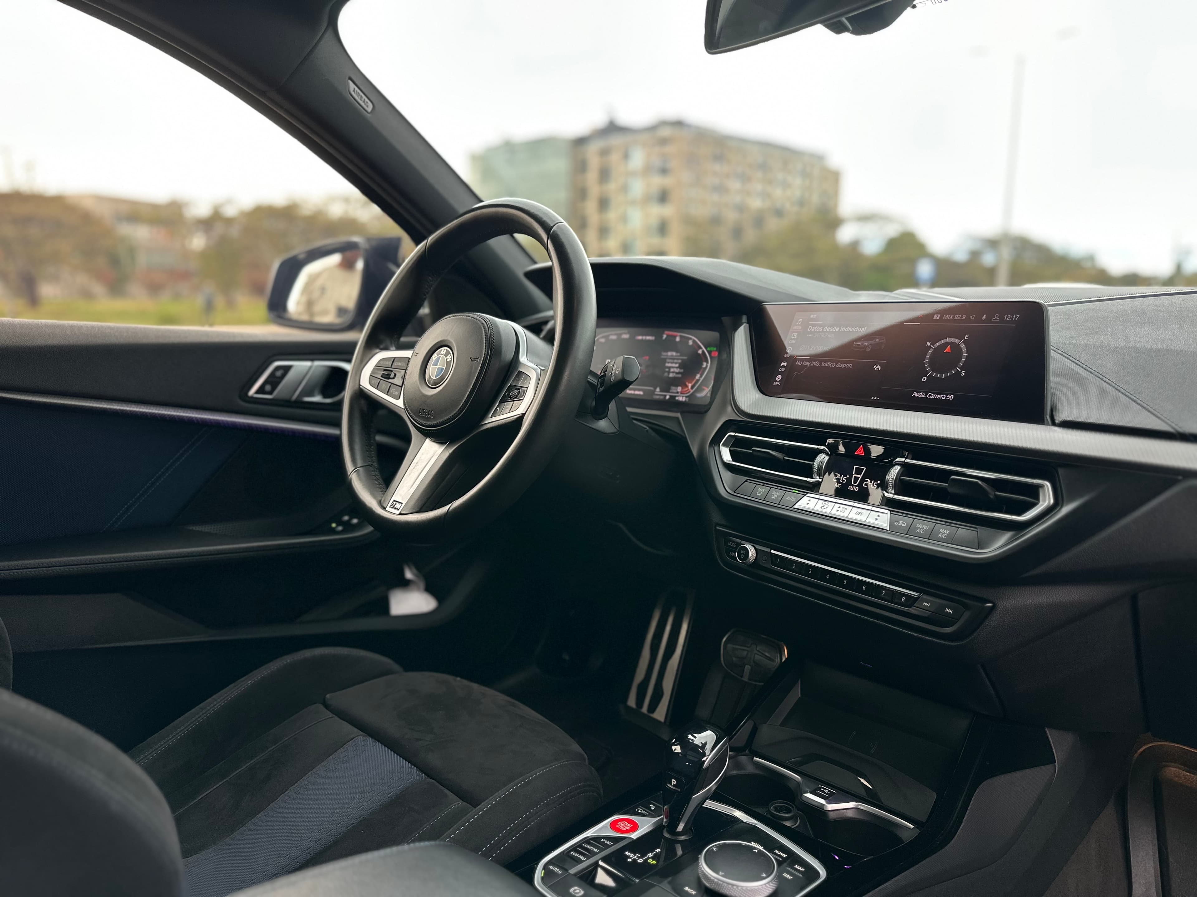 BMW M135I xDrive Modelo 2021 26
