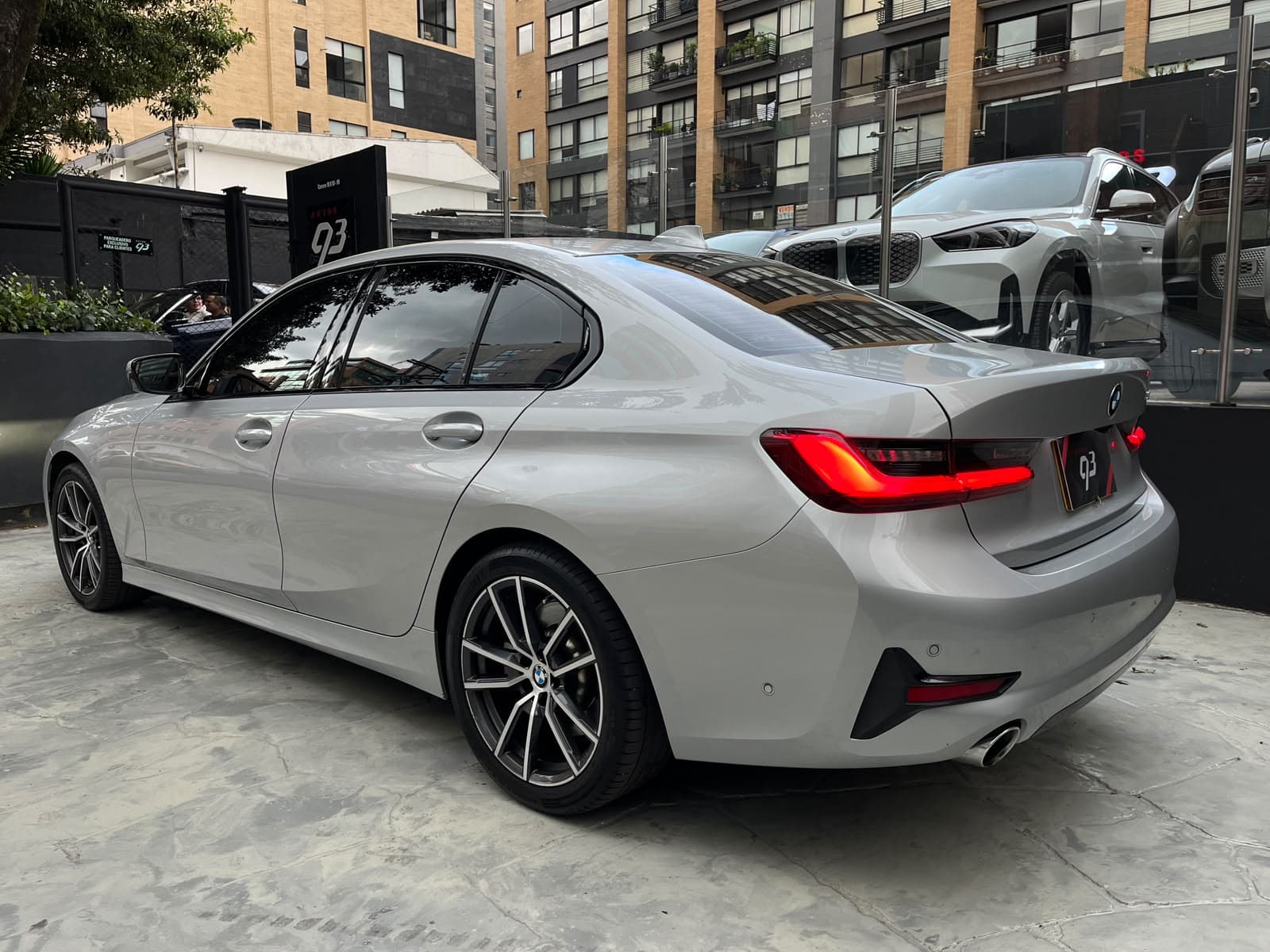 BMW 330I Modelo 2021 6