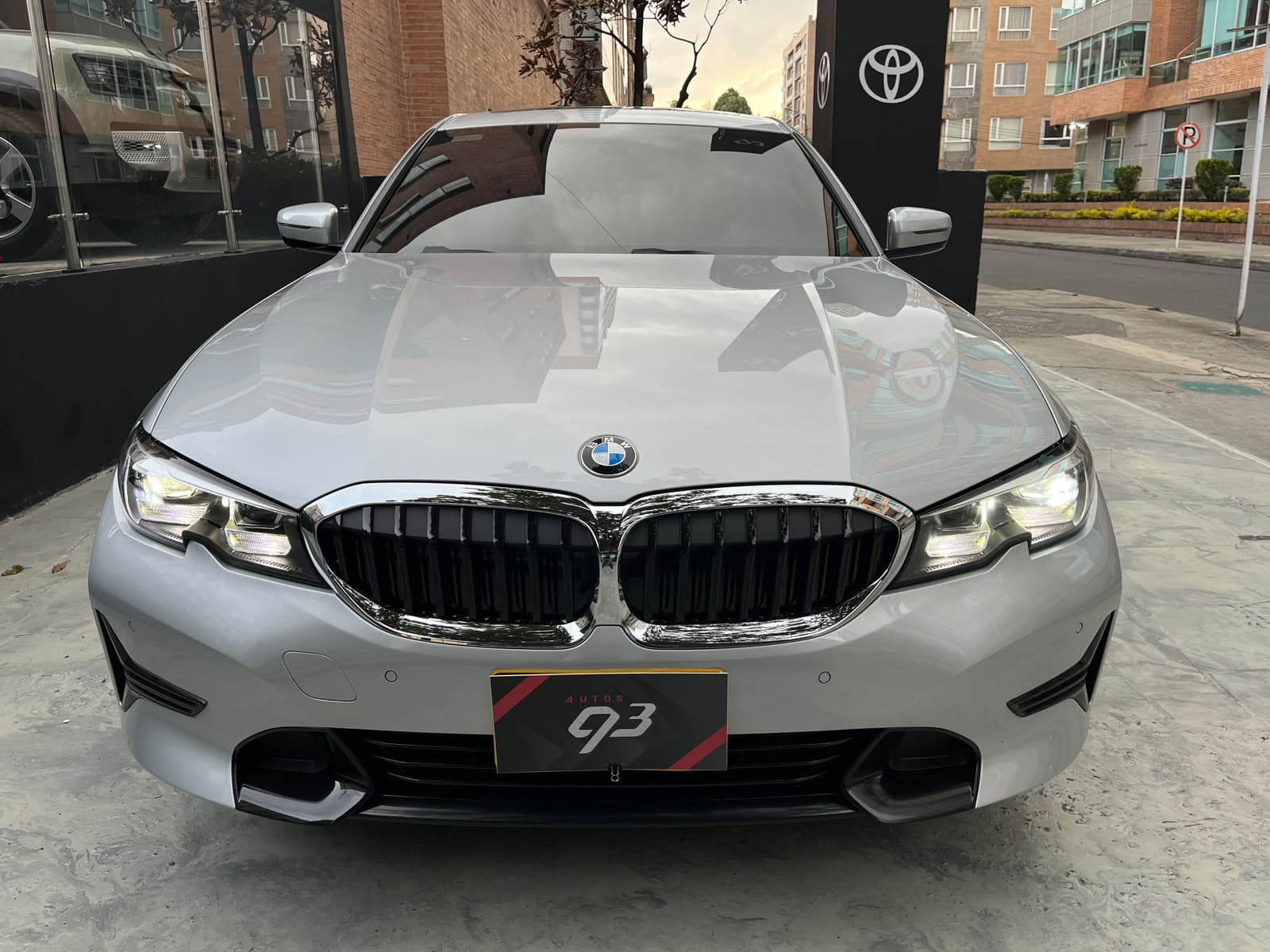 BMW 330I Modelo 2021 3
