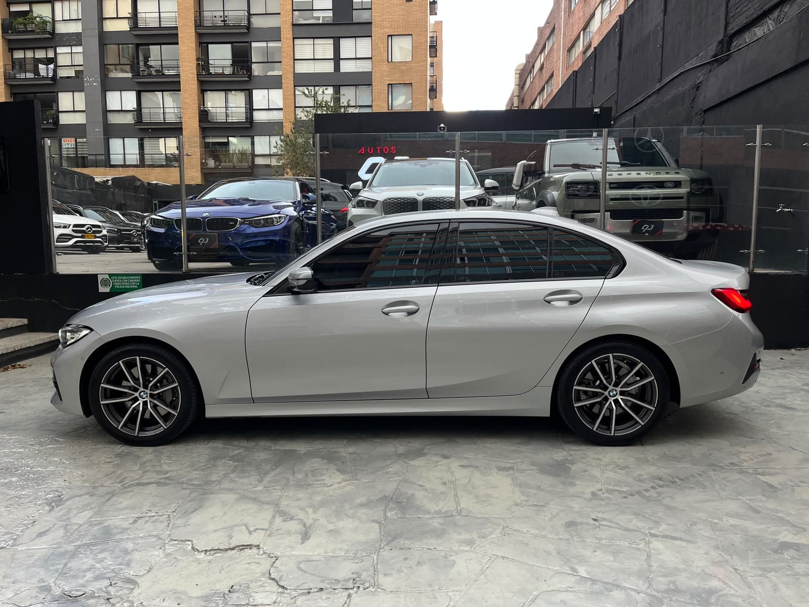 BMW 330I Modelo 2021 7