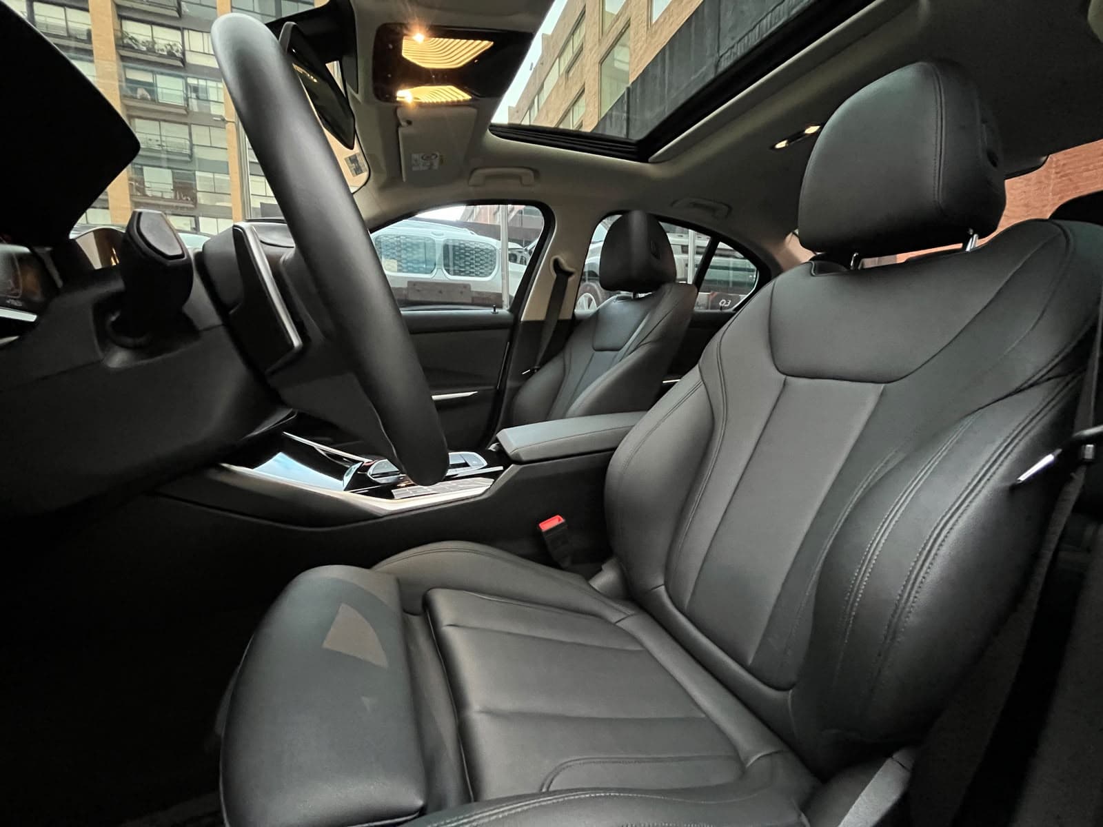 BMW 330I Modelo 2021 9