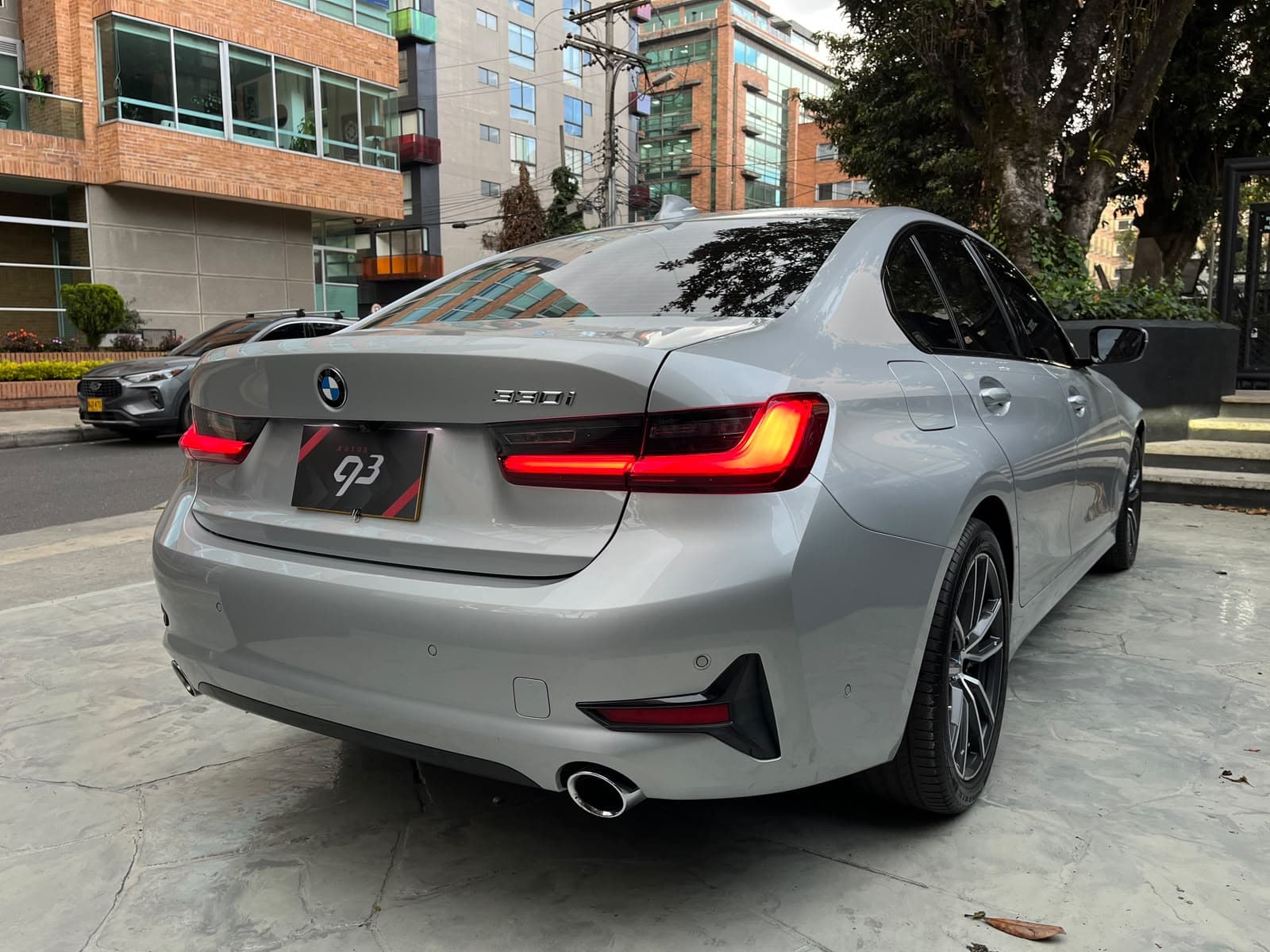 BMW 330I Modelo 2021 4