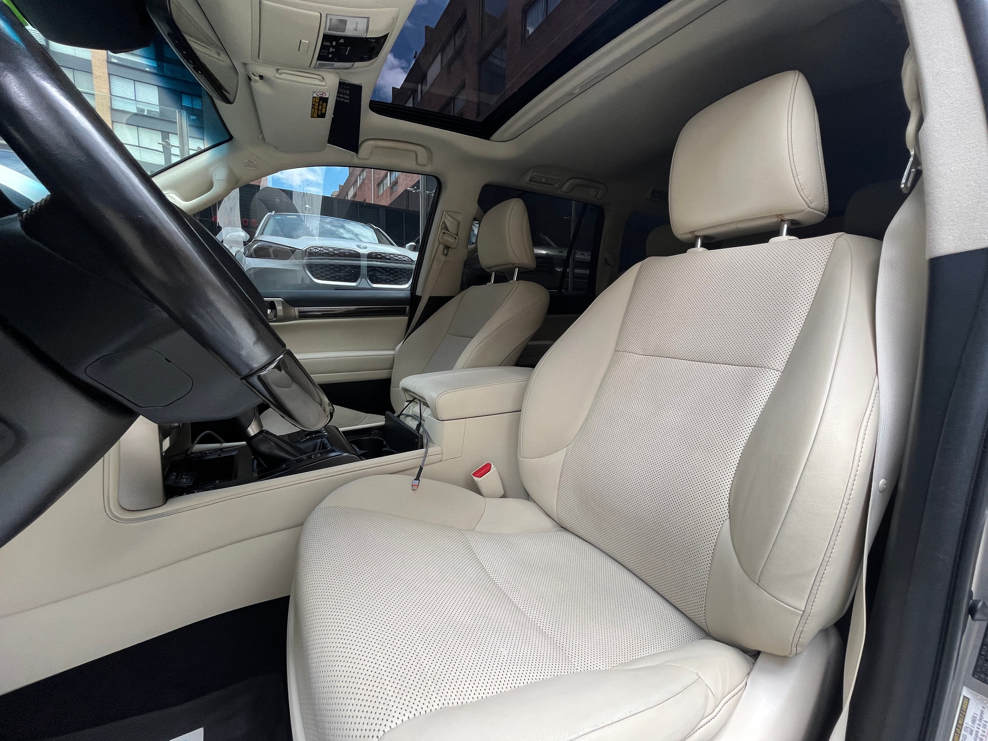 Lexus GX460 Modelo 2020 9