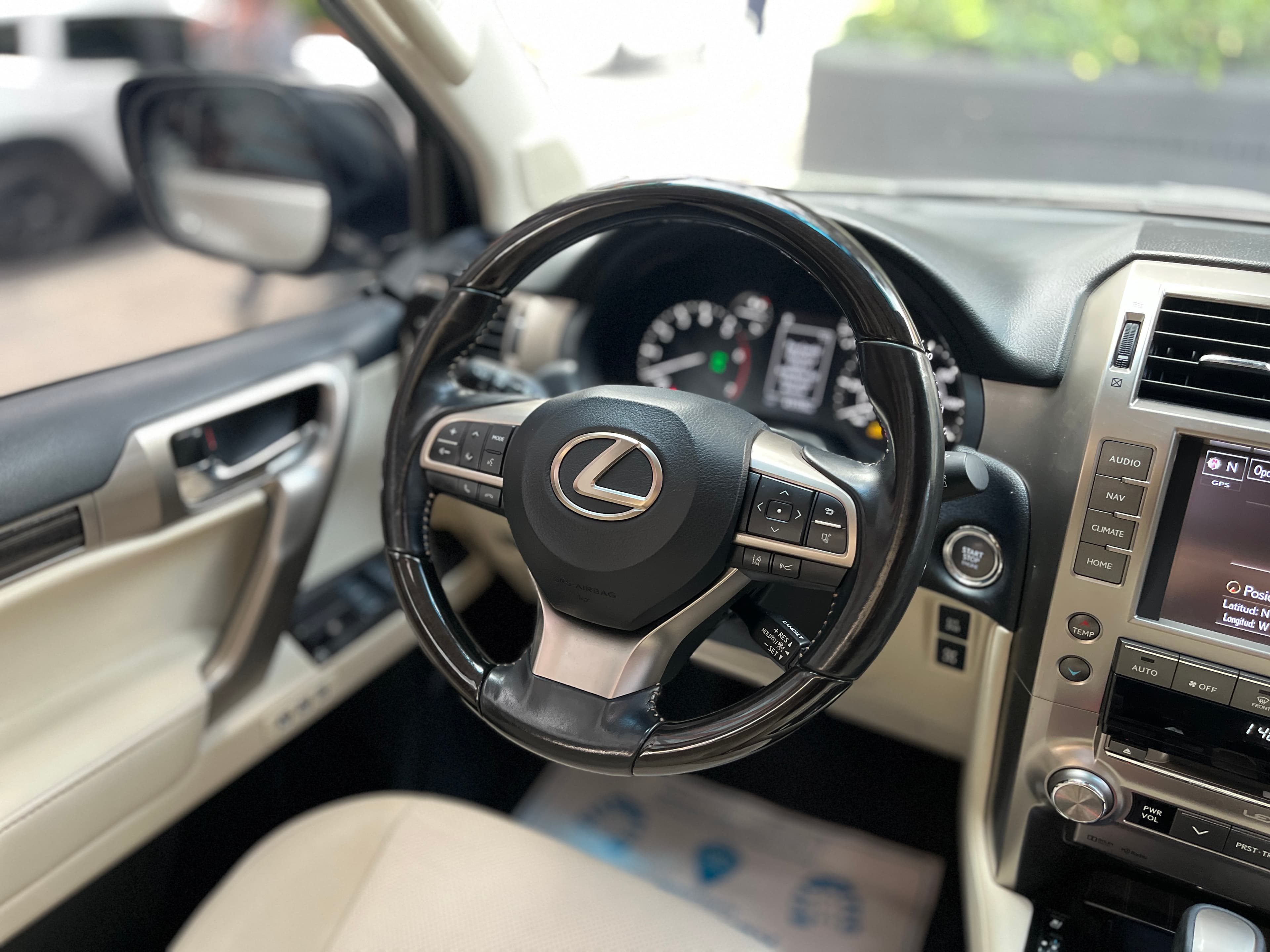 Lexus GX460 Modelo 2020 14