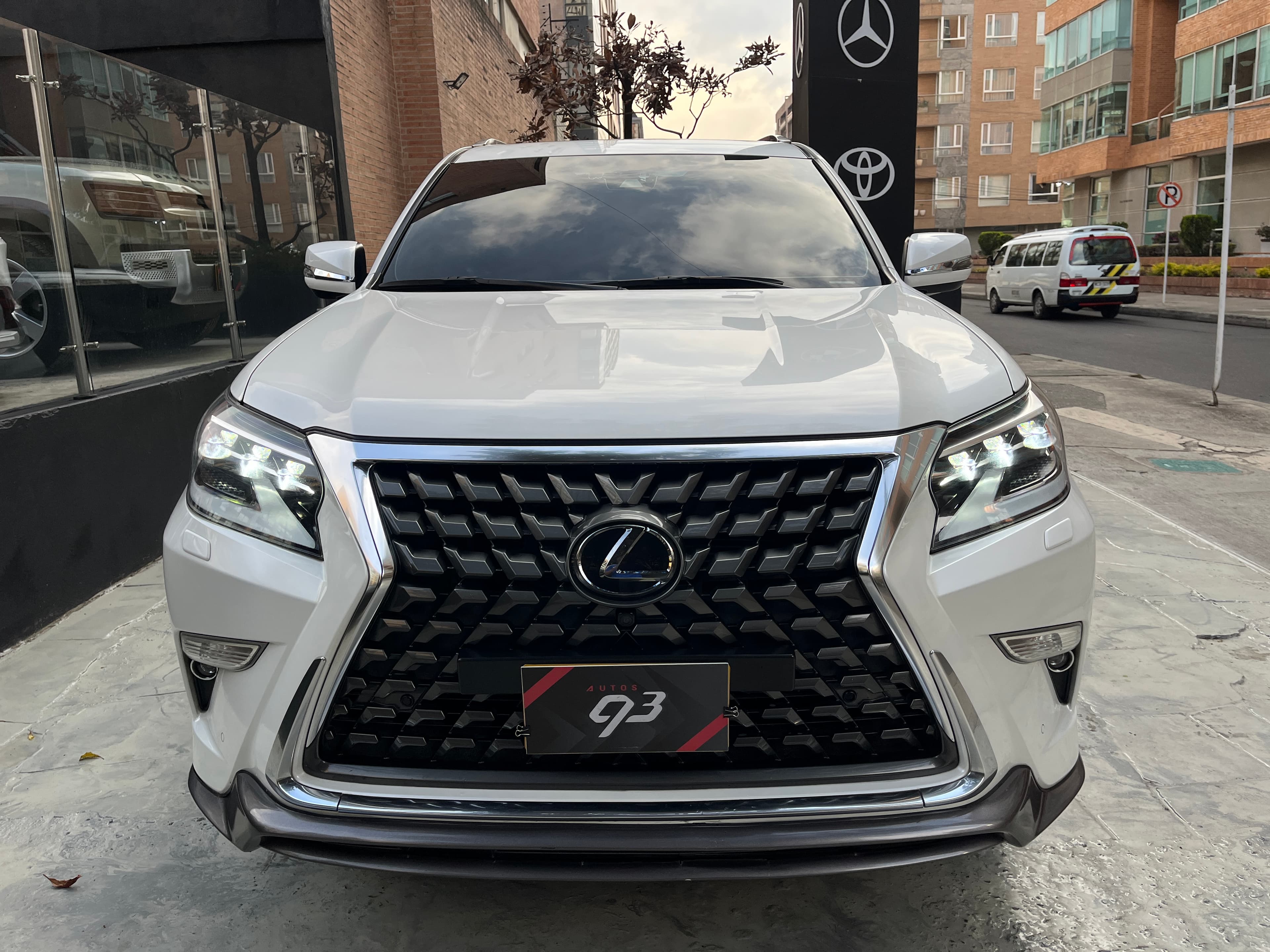 Lexus GX460 Modelo 2021 3