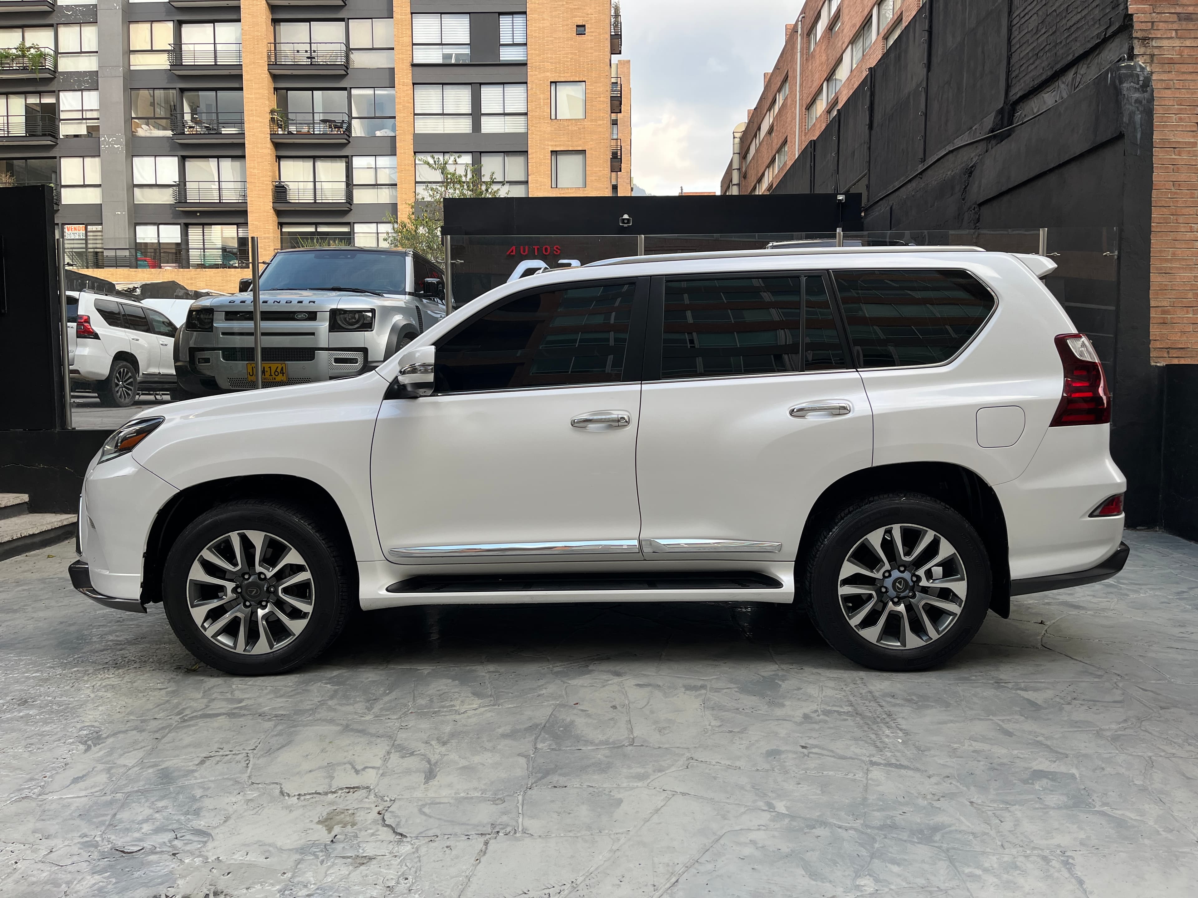 Lexus GX460 Modelo 2021 7