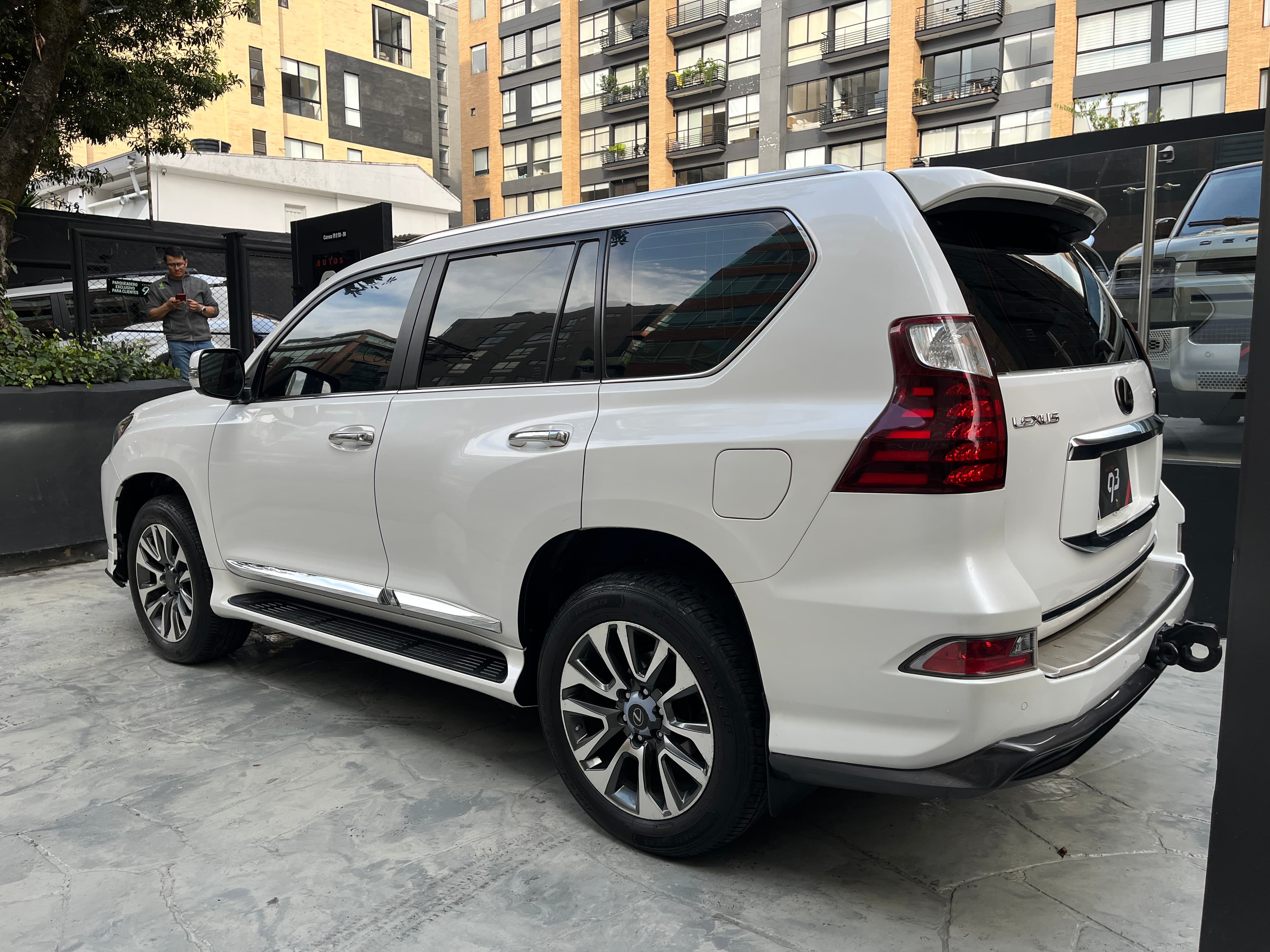 Lexus GX460 Modelo 2021 6