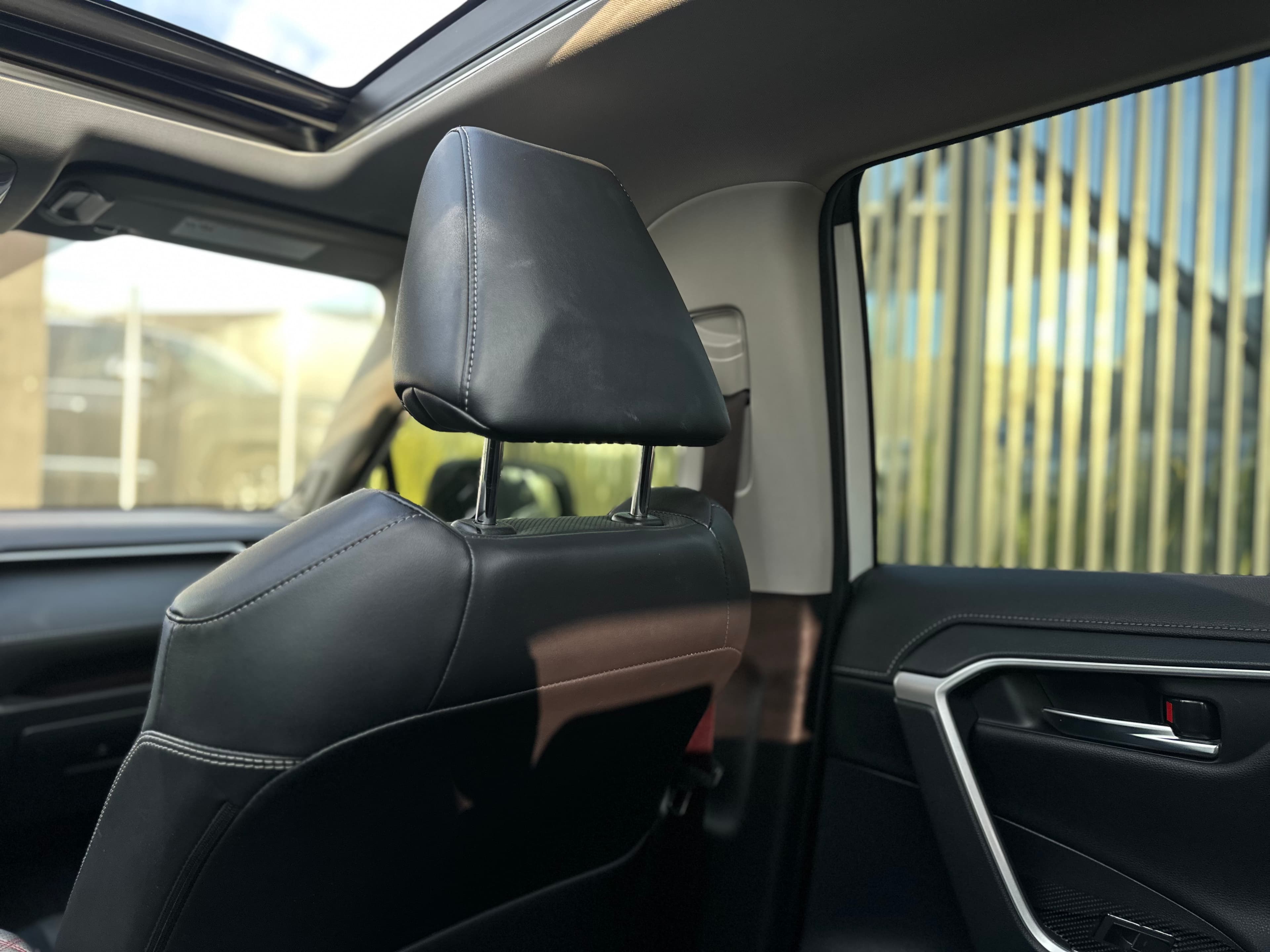 Toyota Rav4 Limited Modelo 2023 12