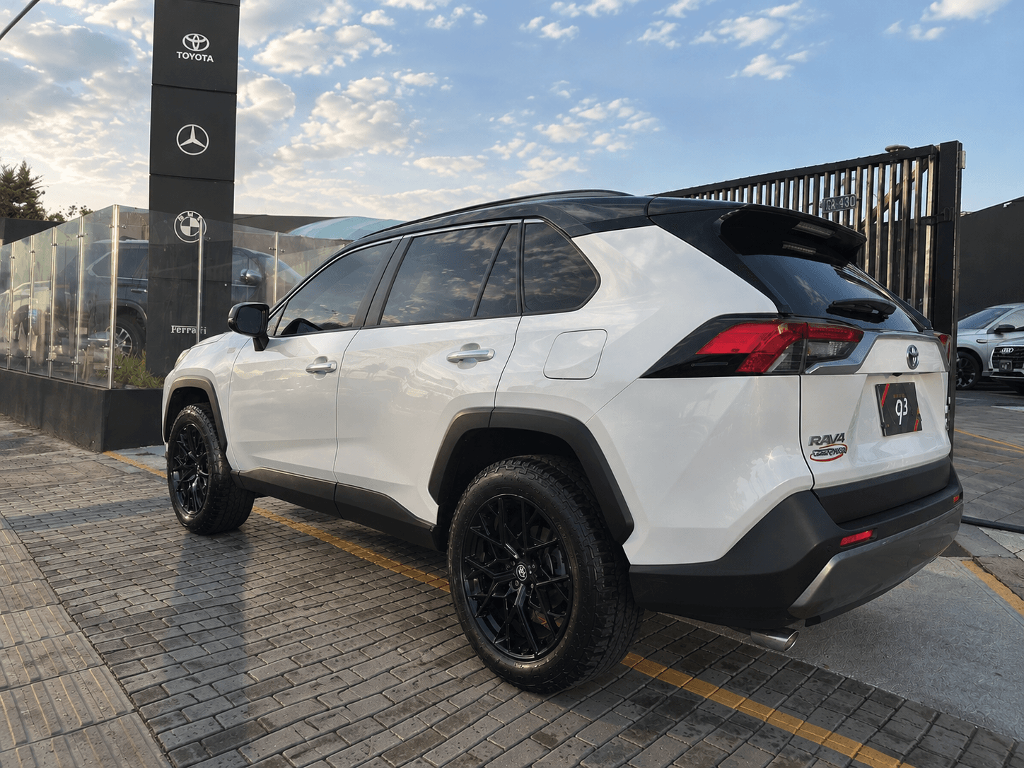 Toyota Rav4 Limited Modelo 2023 6