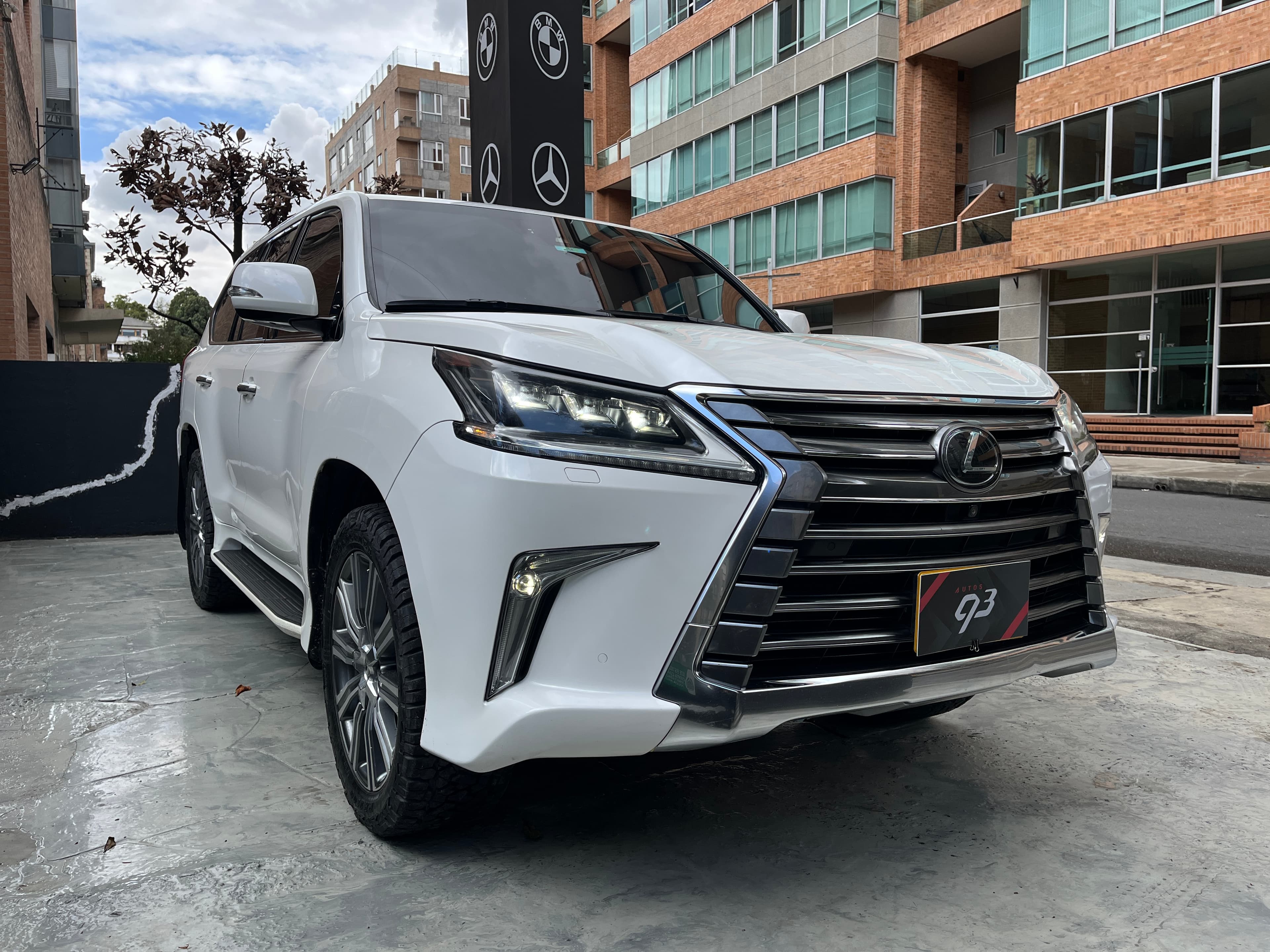 Lexus LX570 BLINDADA Modelo 2016 2