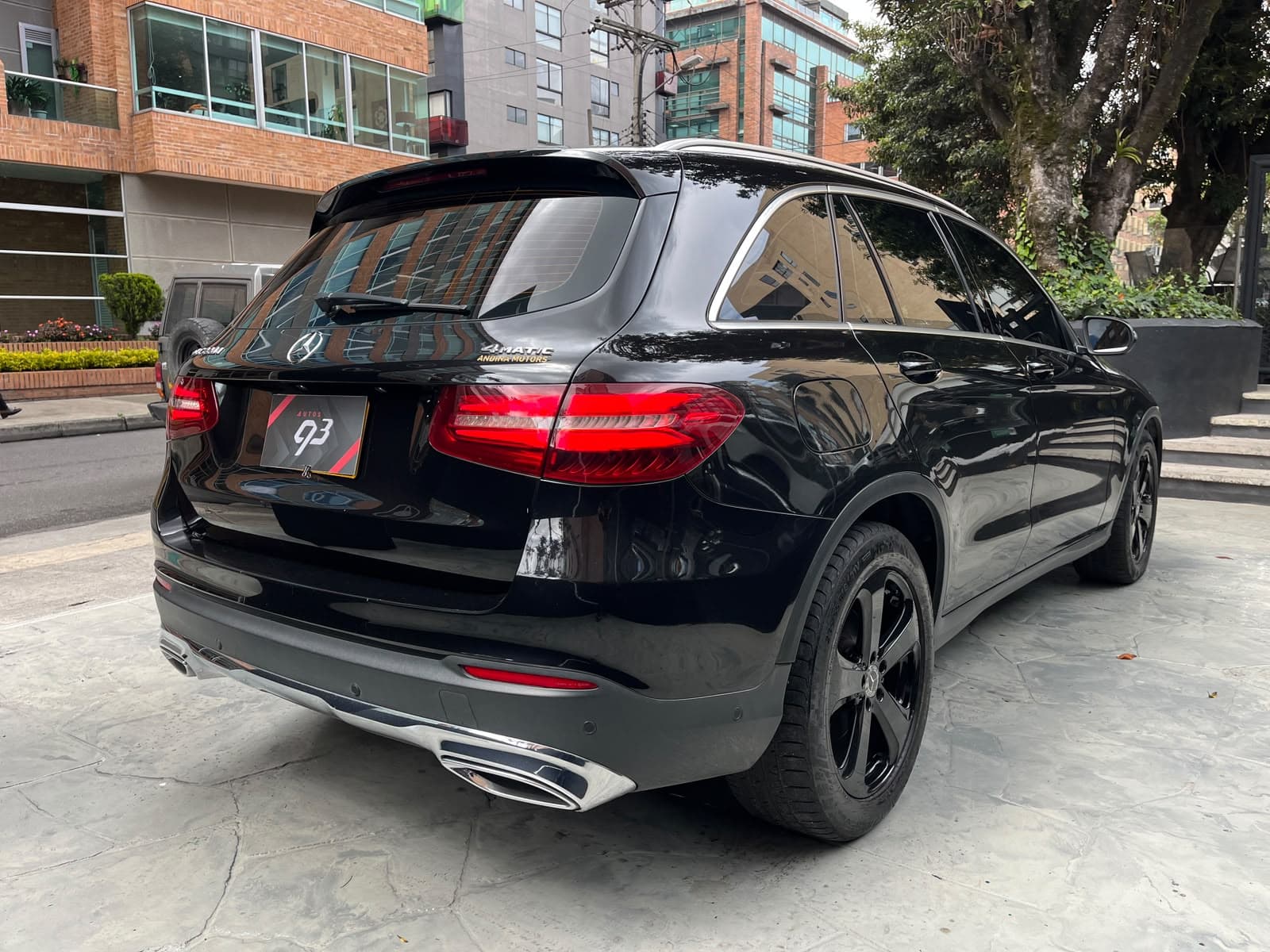 Mercedes Benz GLC220D 4MATIC Modelo 2017 4