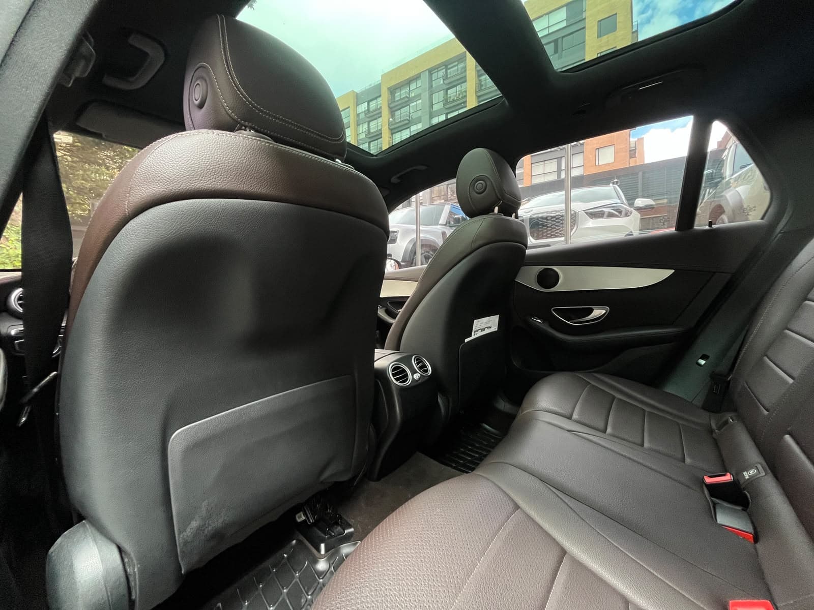 Mercedes Benz GLC220D 4MATIC Modelo 2017 16