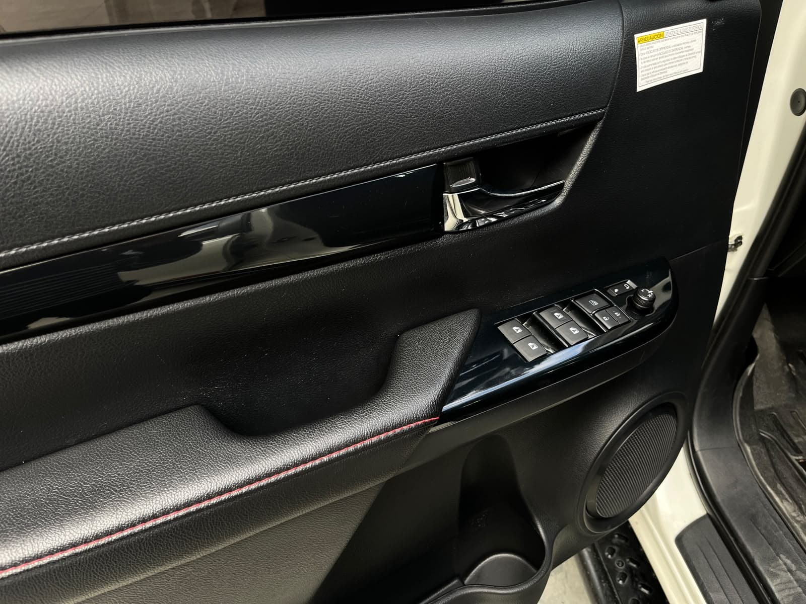 Toyota Hilux GR Modelo 2020 8