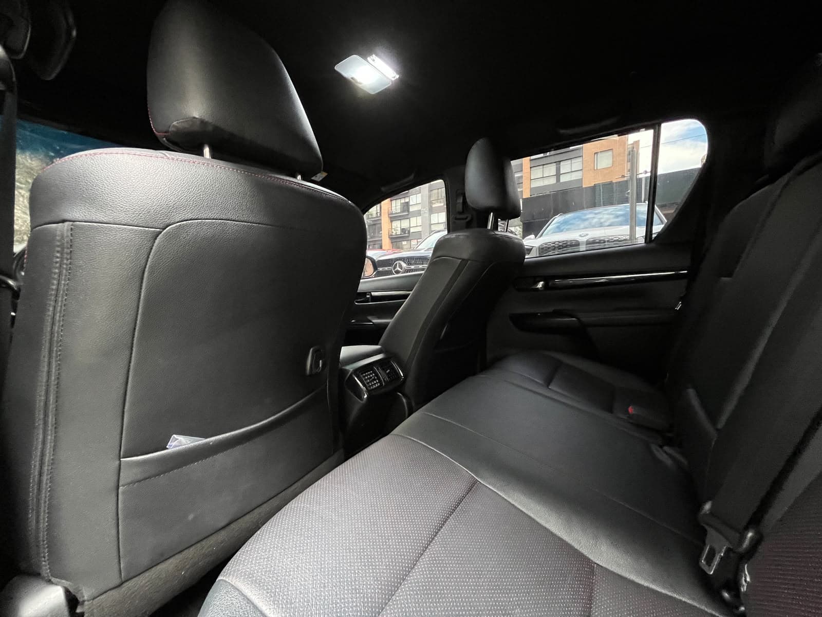 Toyota Hilux GR Modelo 2020 16
