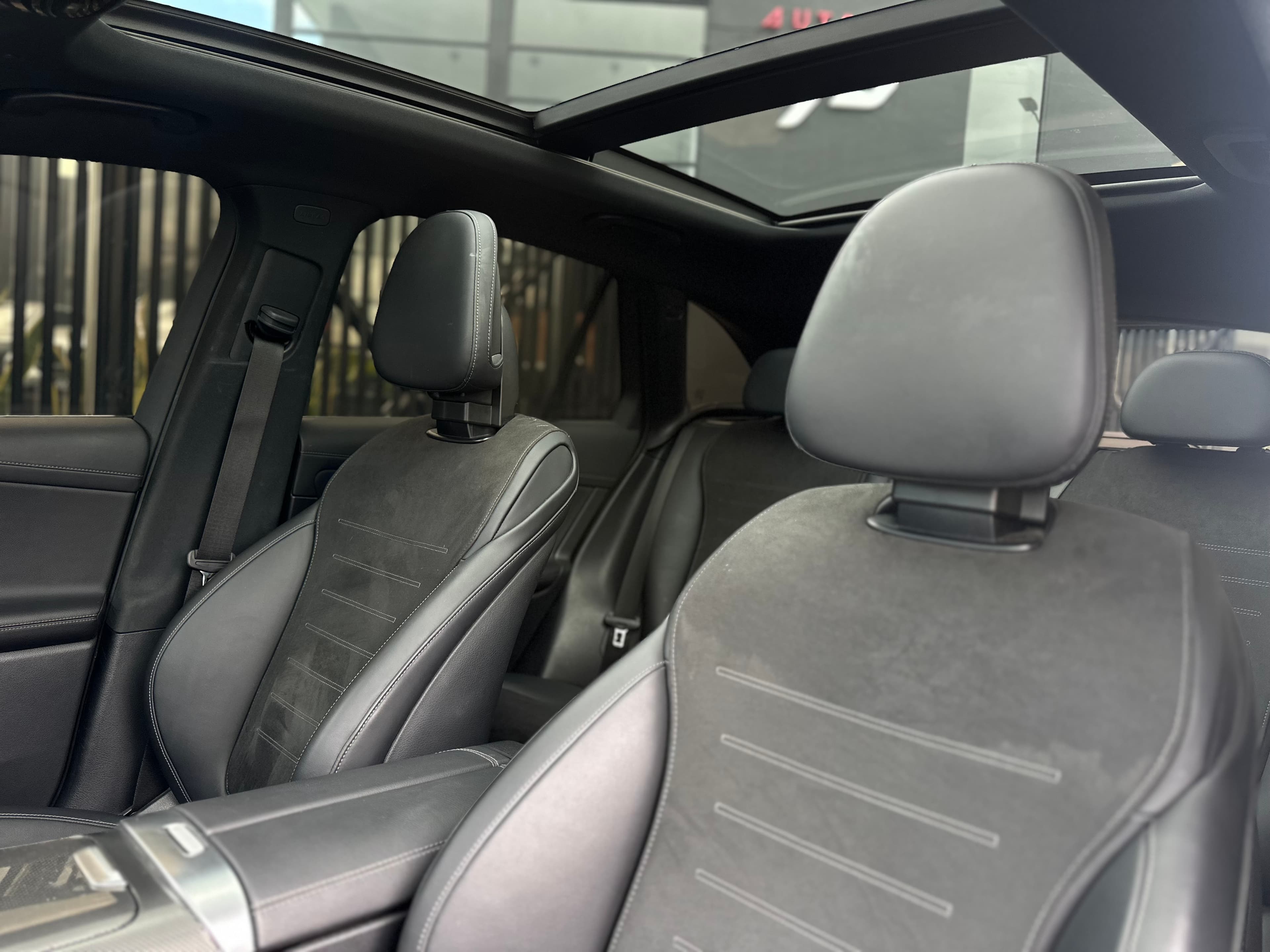 Mercedes Benz GLC300 4MATIC Modelo 2025 9