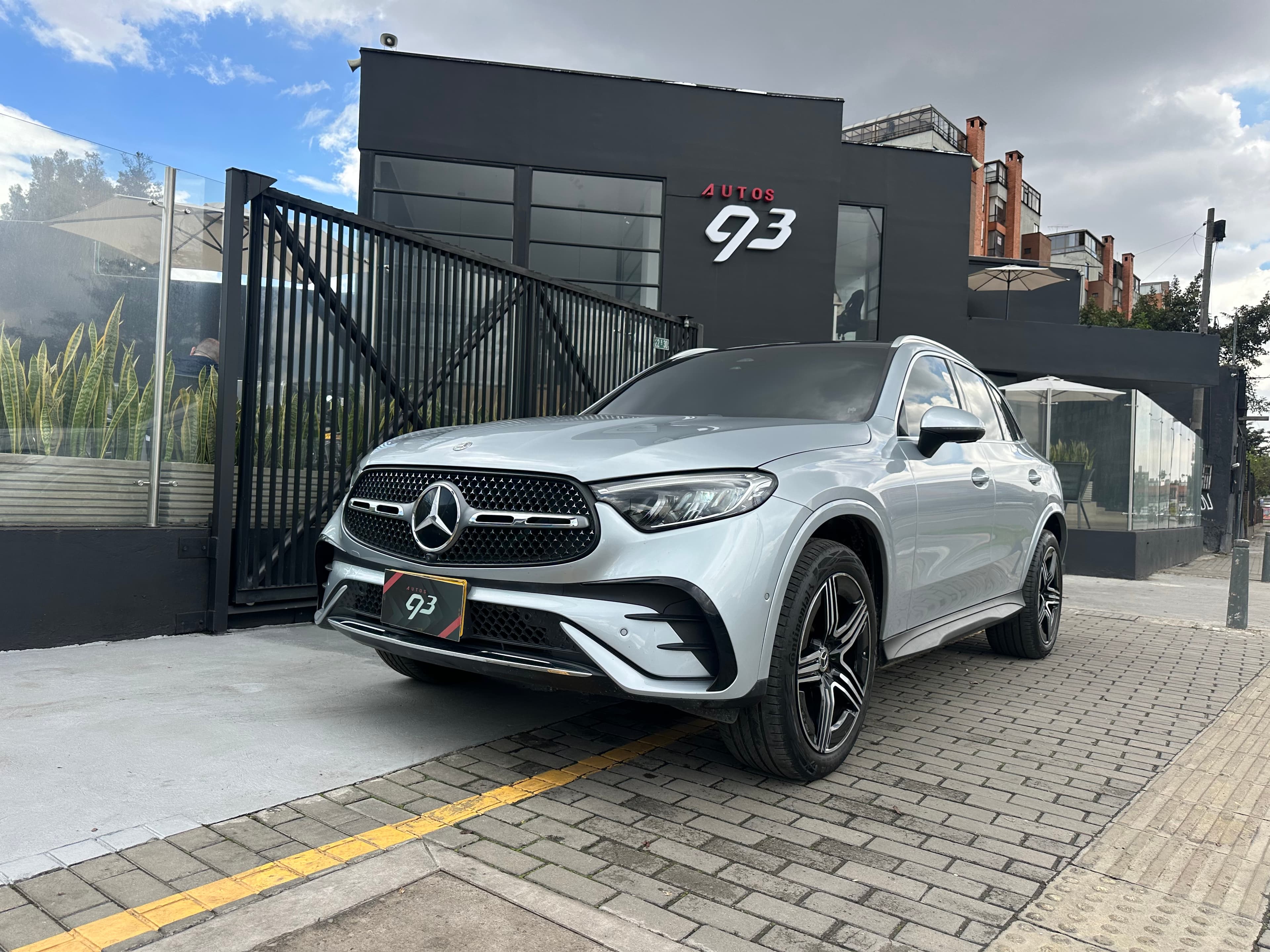 Mercedes Benz GLC300