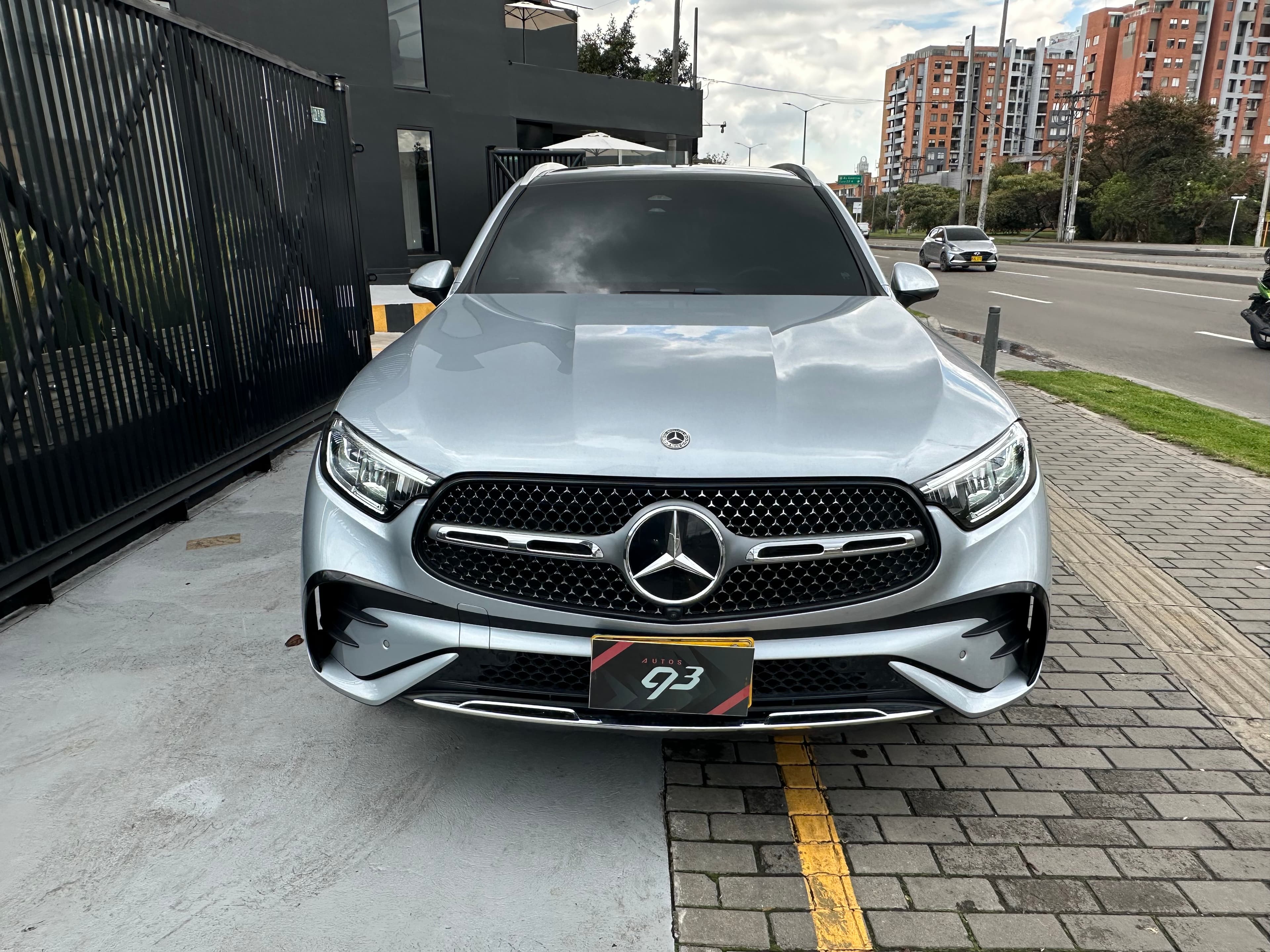 Mercedes Benz GLC300 4MATIC Modelo 2025 2