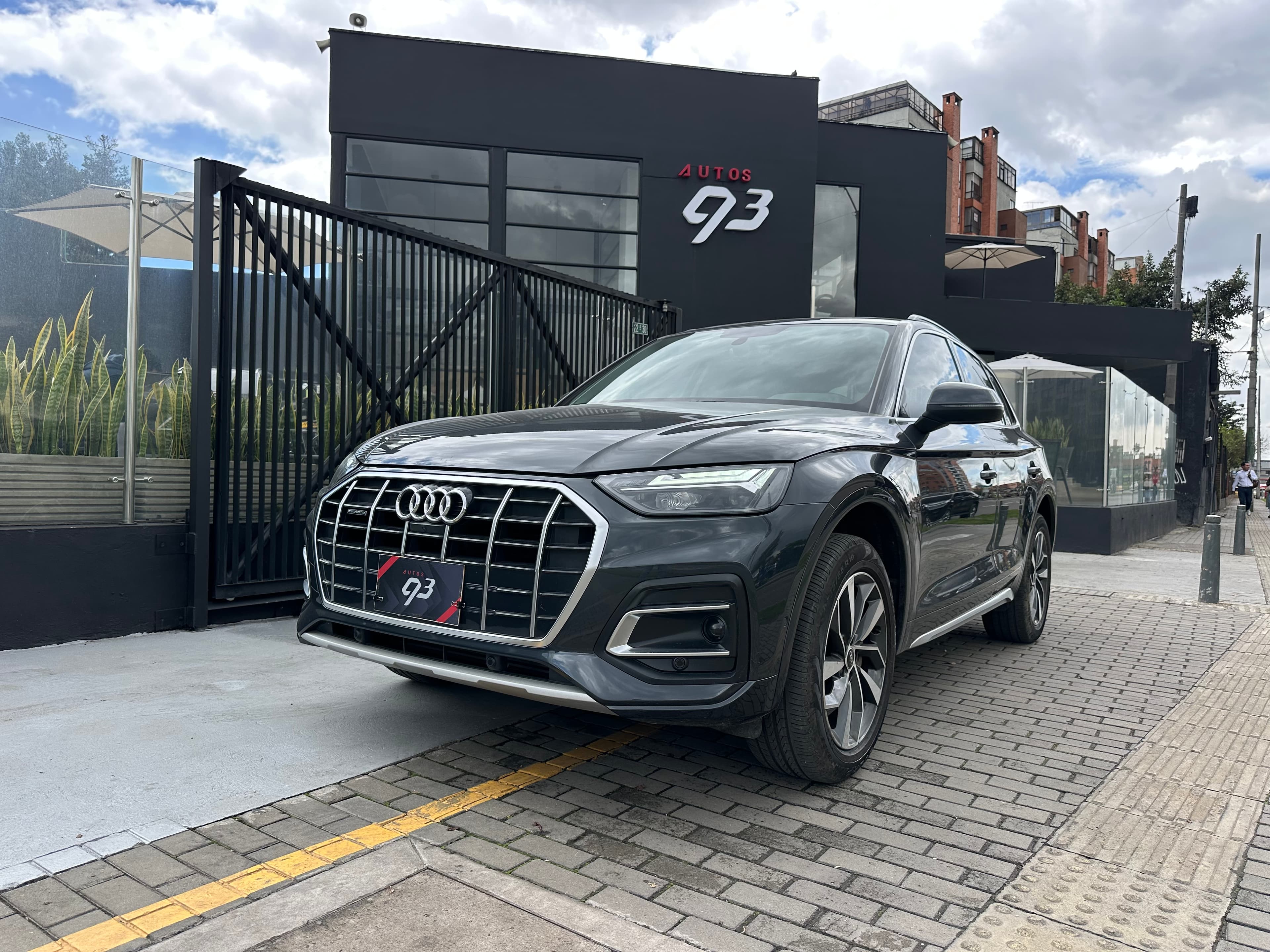 Audi Q5 45 TFSI Hibrida Modelo 2021 1