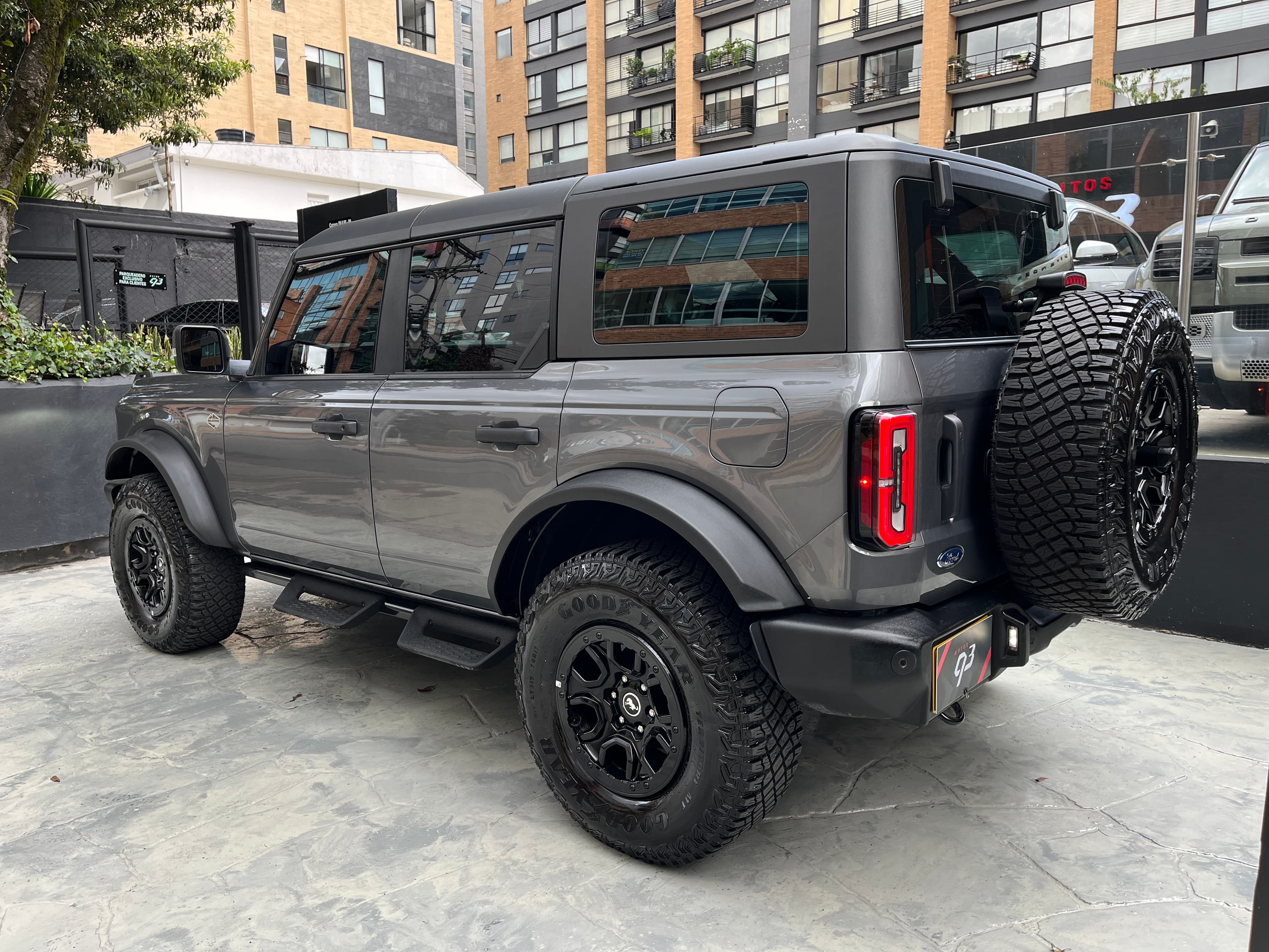 Ford Bronco WILDTRAK Modelo 2024 6