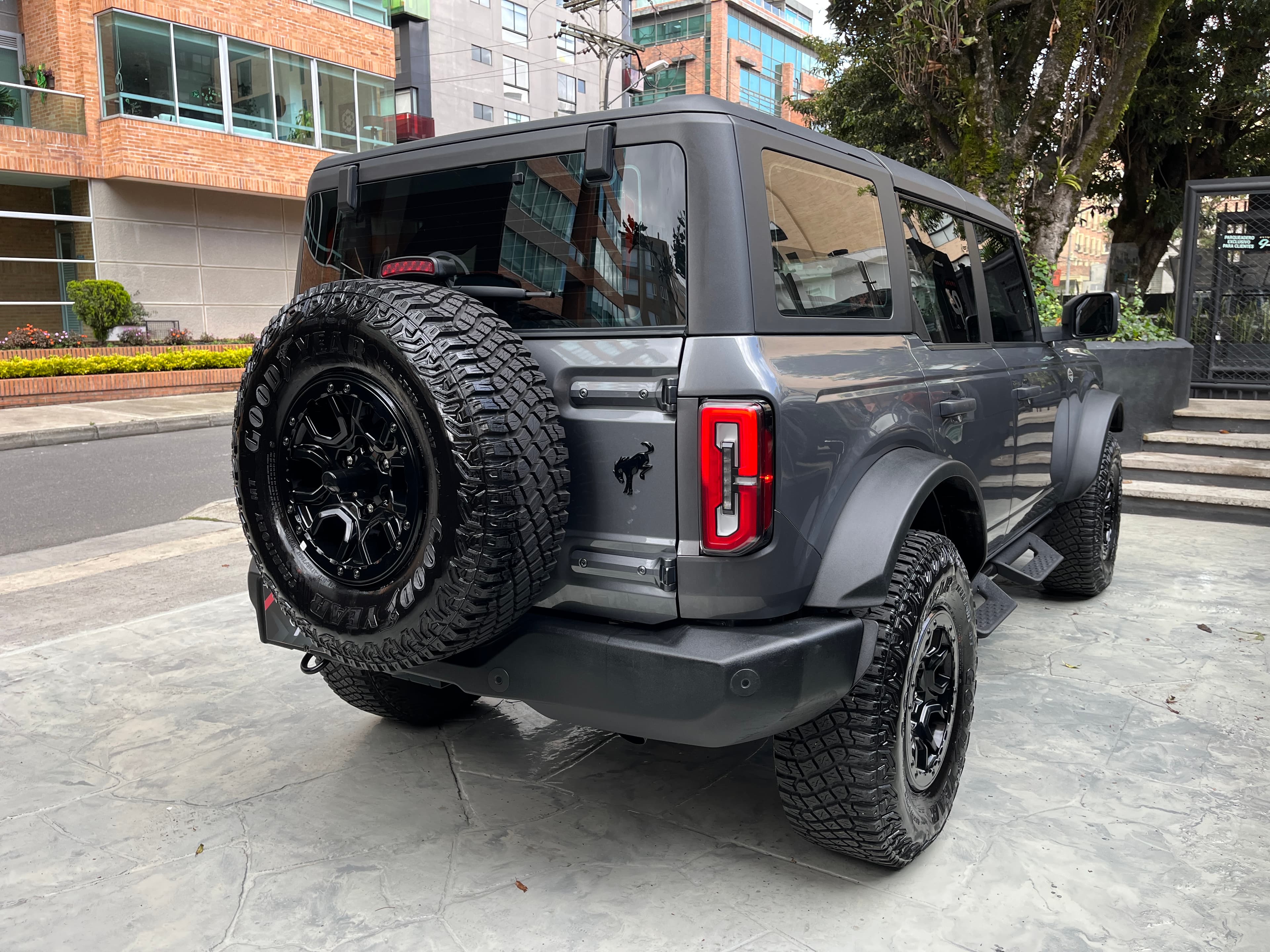 Ford Bronco WILDTRAK Modelo 2024 4