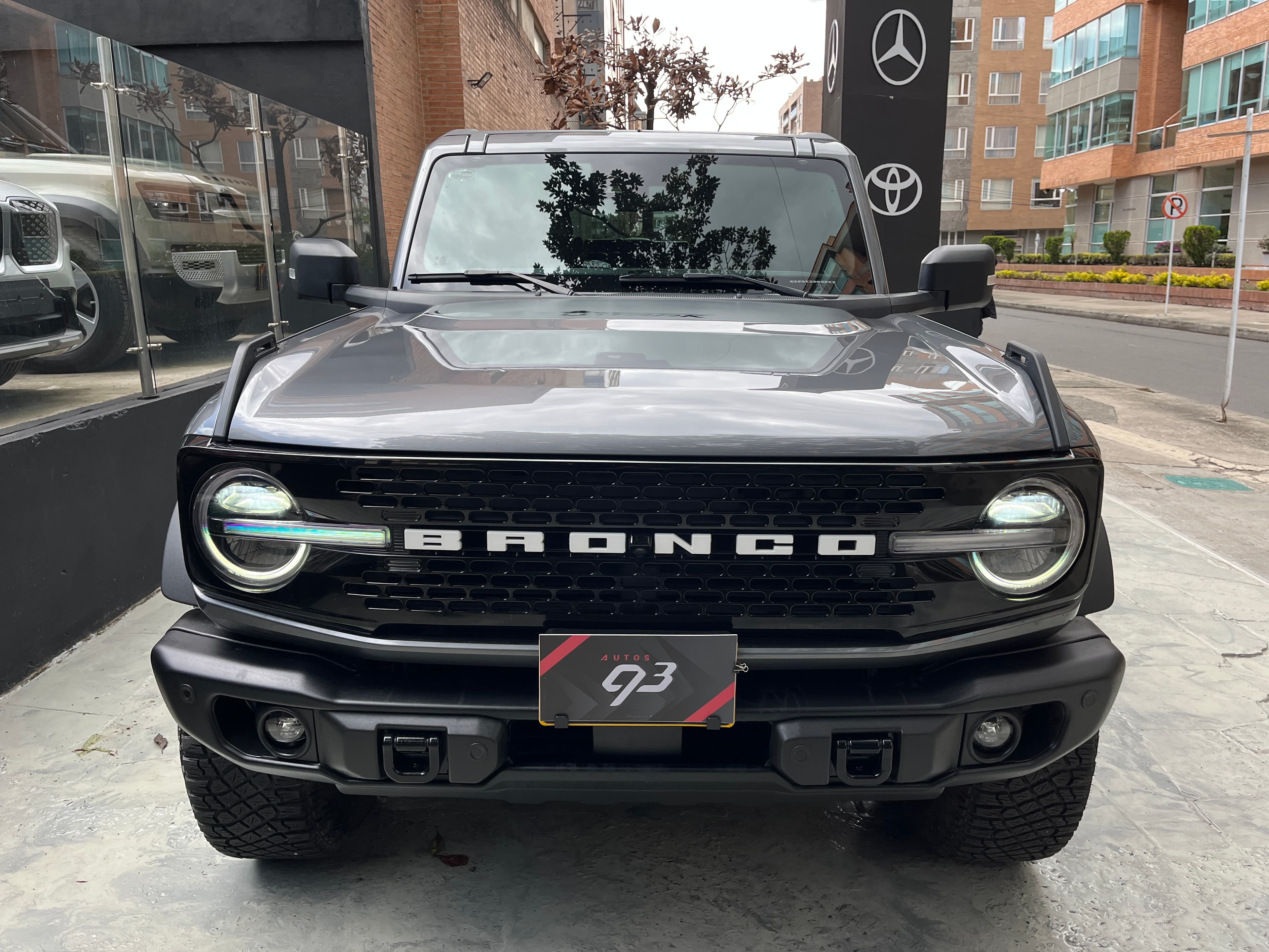 Ford Bronco WILDTRAK Modelo 2024 3