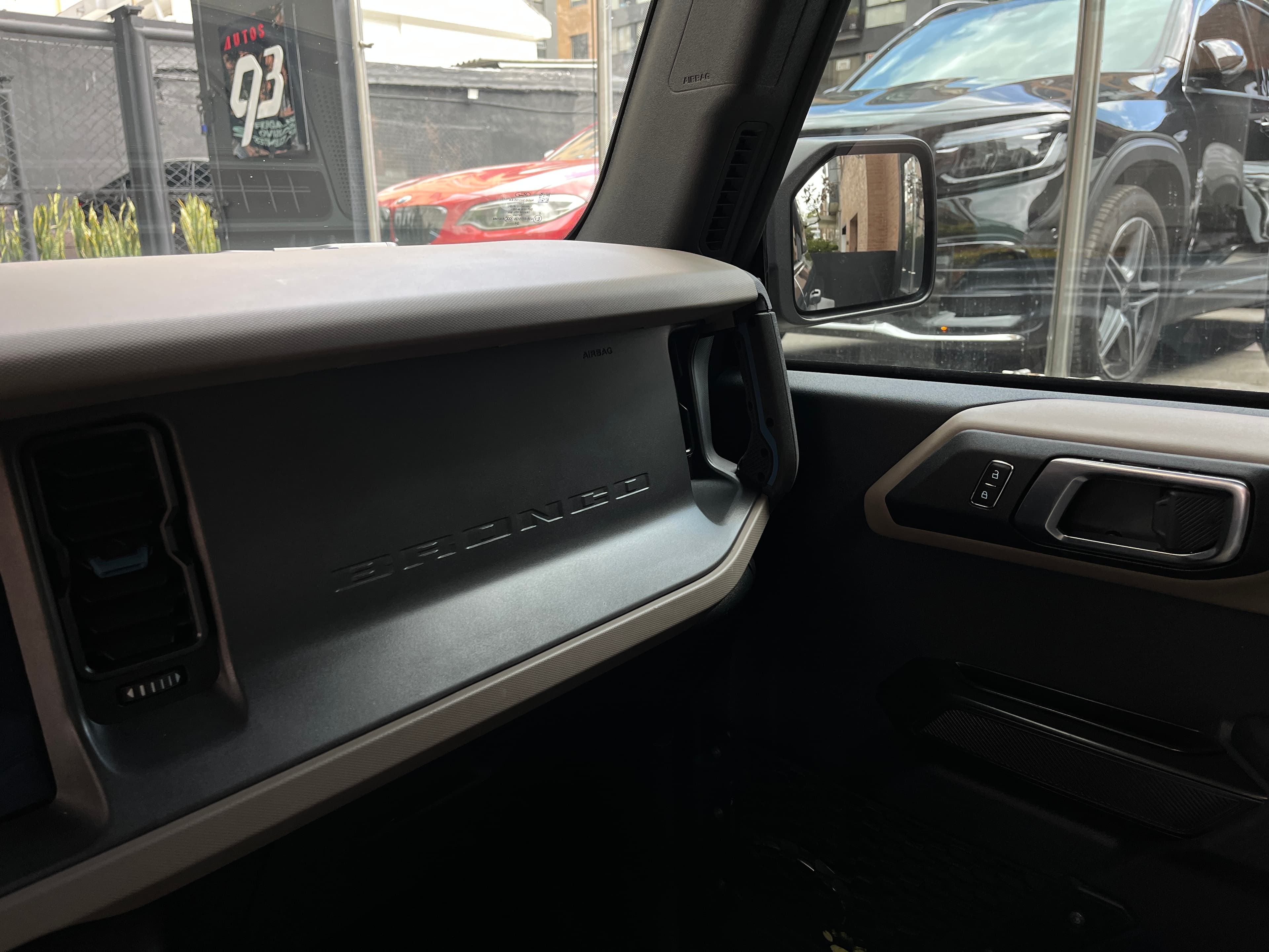 Ford Bronco WILDTRAK Modelo 2024 9