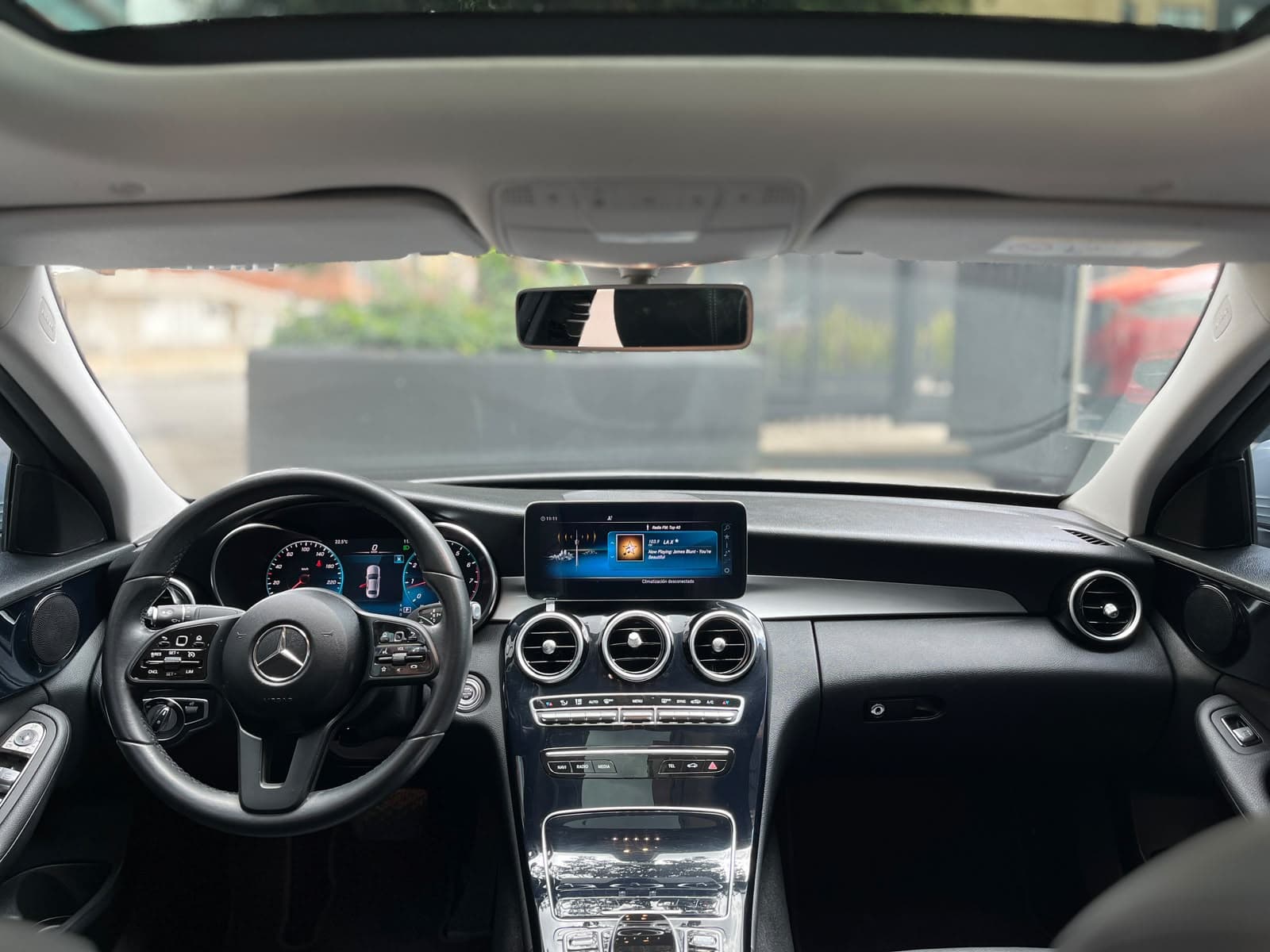 Mercedes Benz C200 Modelo 2021 13