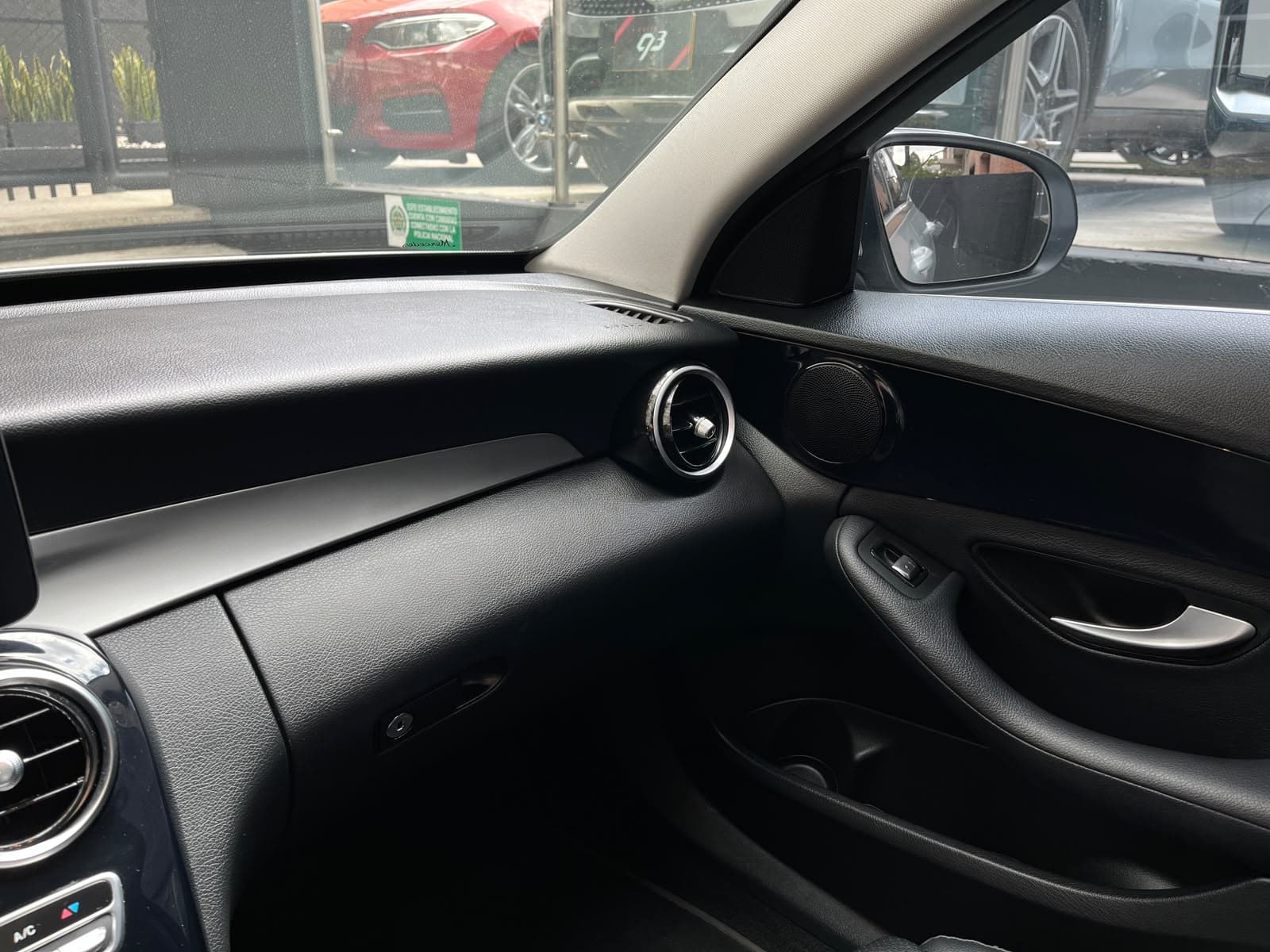 Mercedes Benz C200 Modelo 2021 10