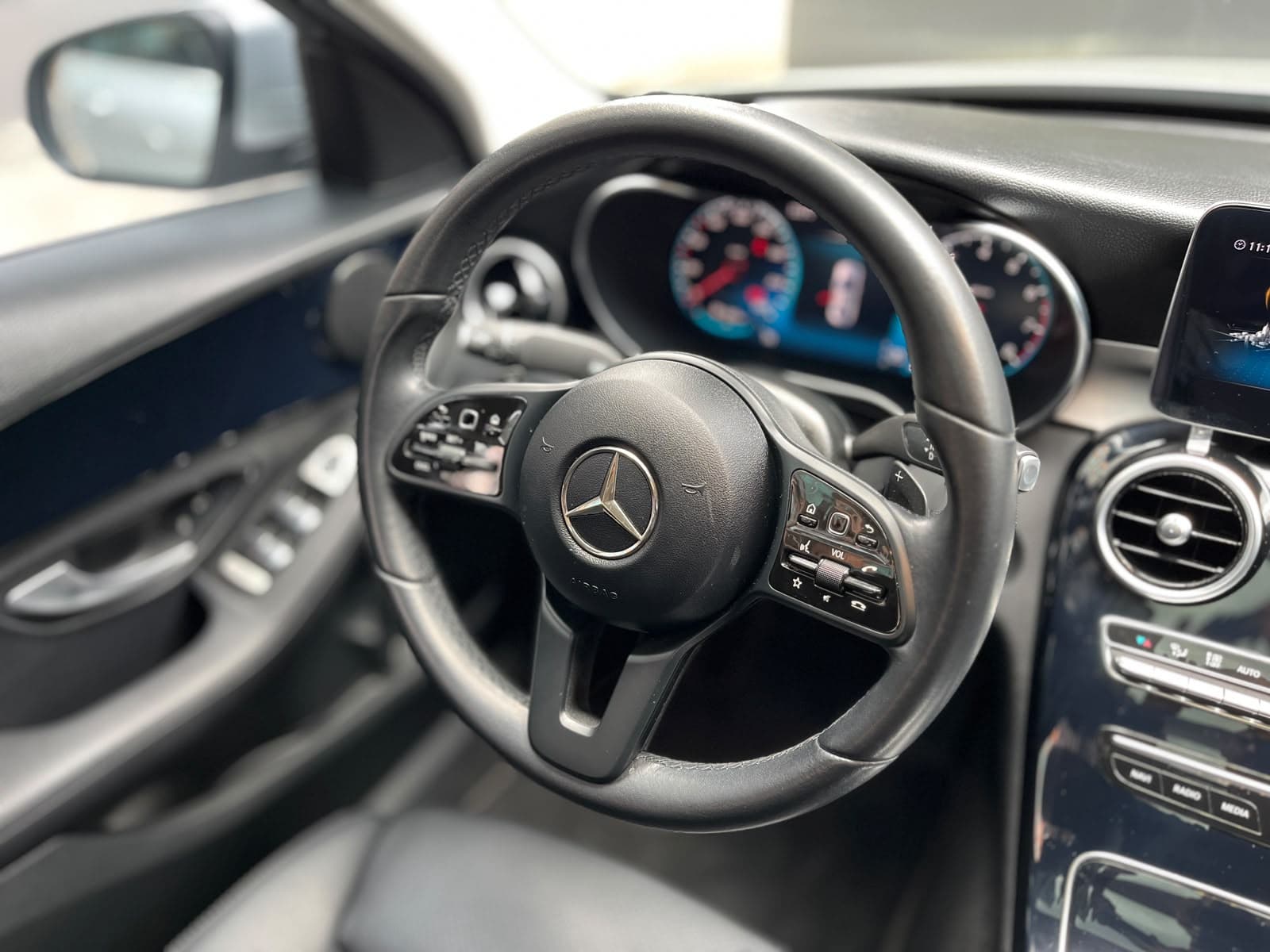 Mercedes Benz C200 Modelo 2021 14