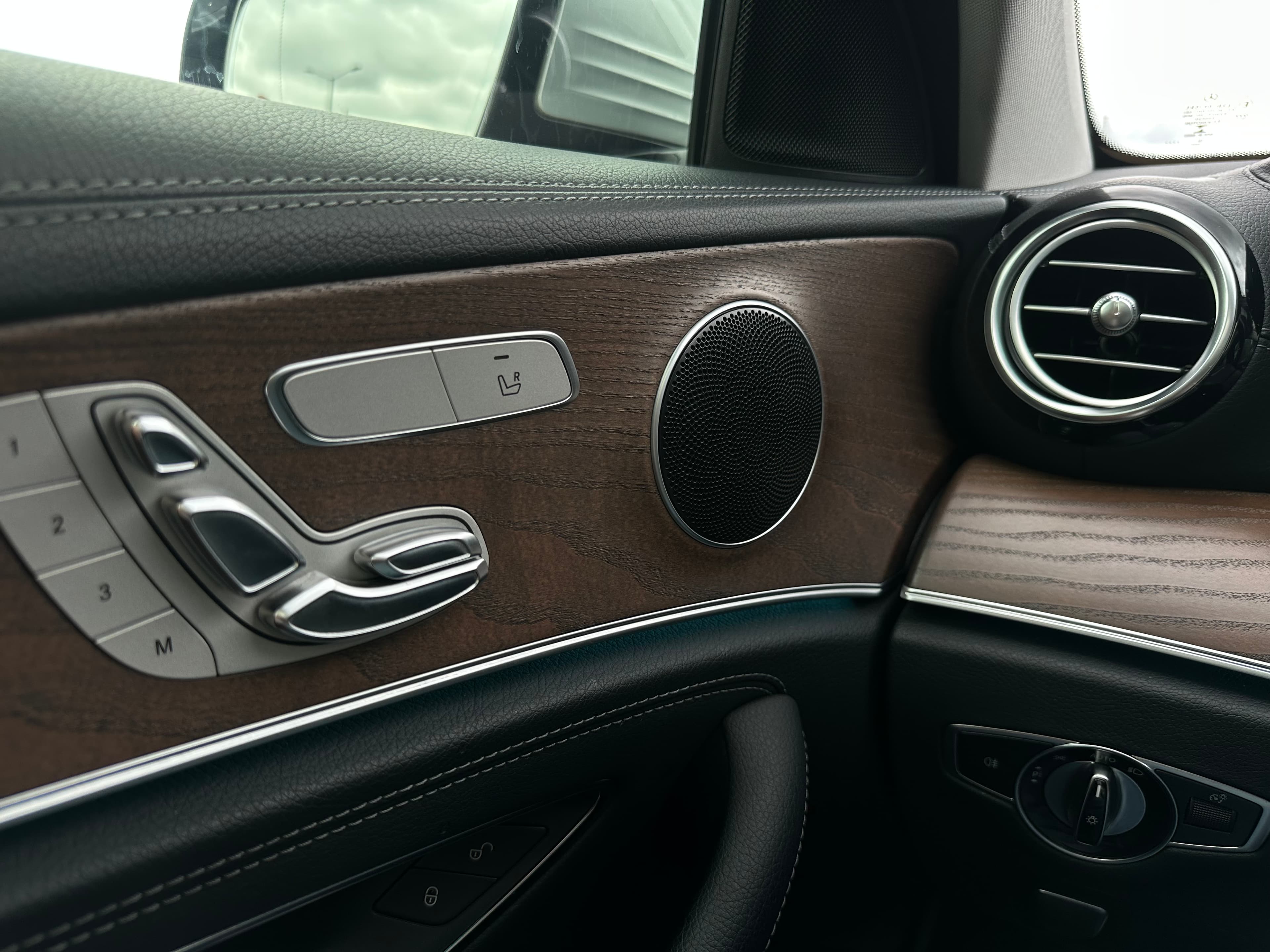 Mercedes Benz E200 Exclusive Modelo 2019 21
