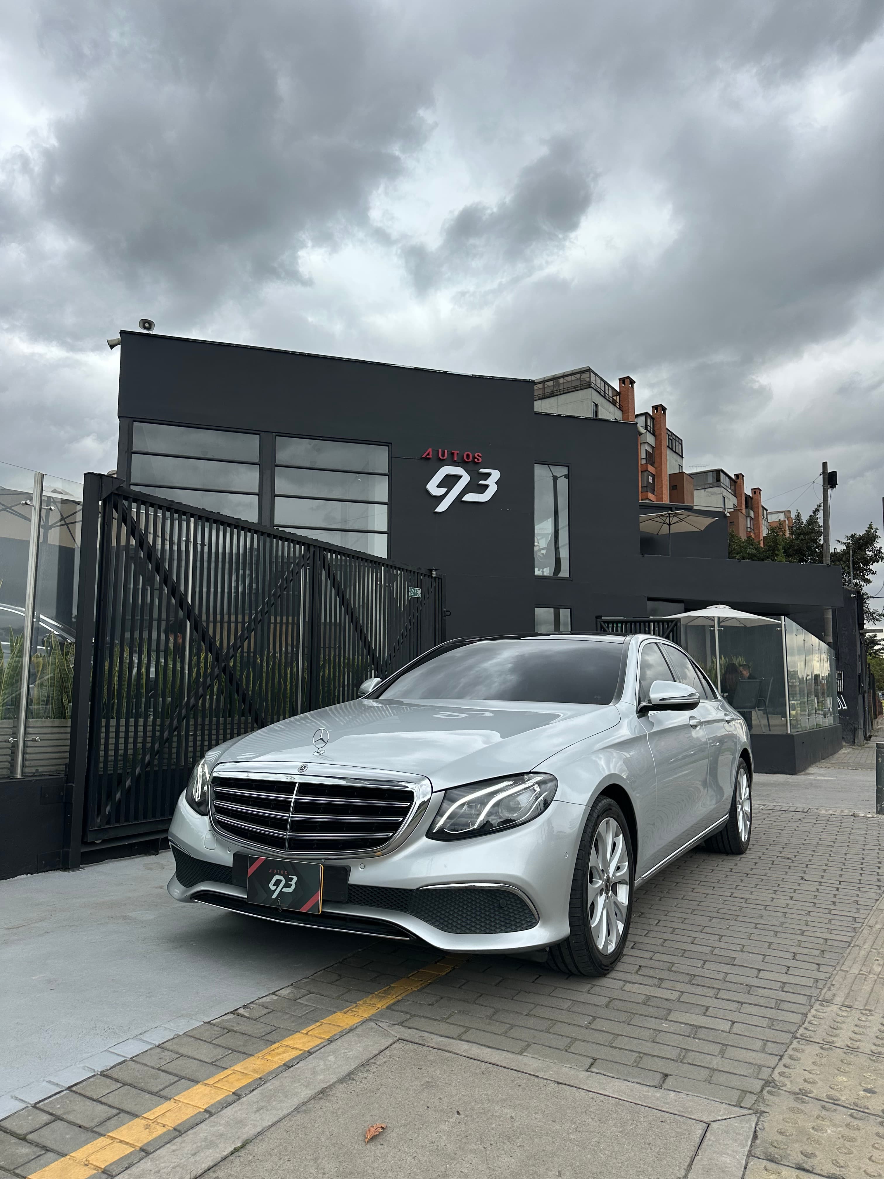 Mercedes Benz E200 Exclusive Modelo 2019 28