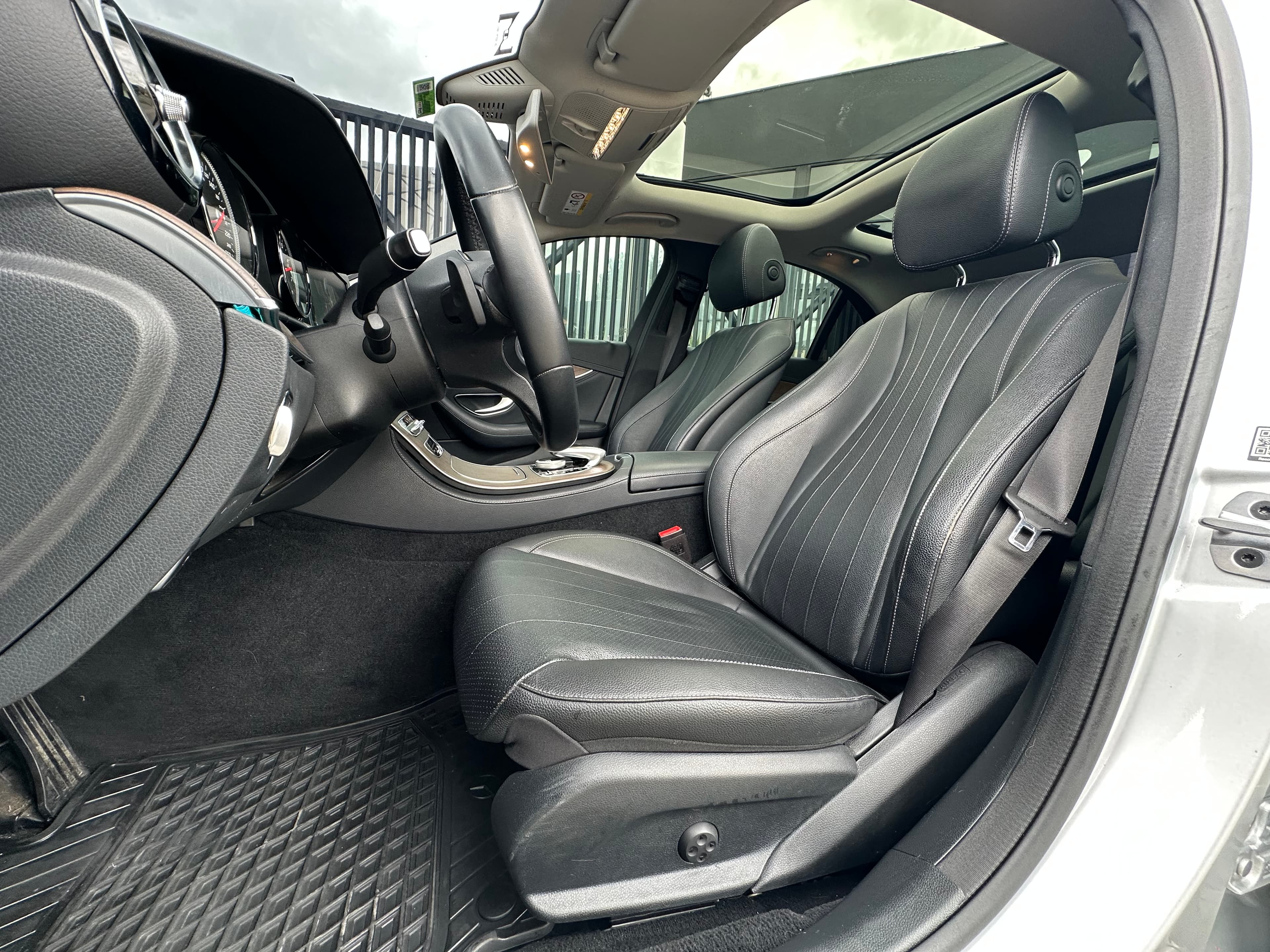 Mercedes Benz E200 Exclusive Modelo 2019 8