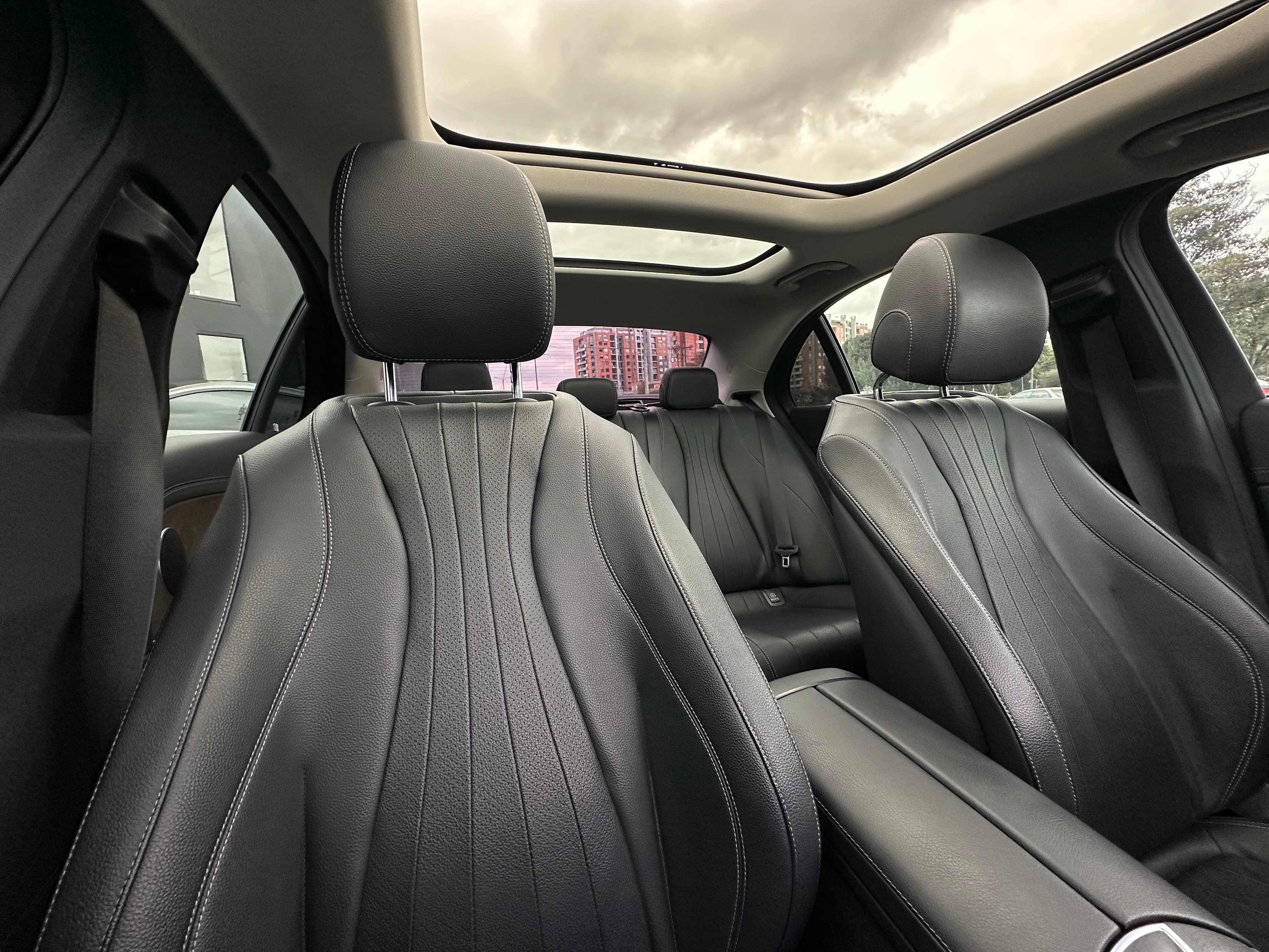 Mercedes Benz E200 Exclusive Modelo 2019 24