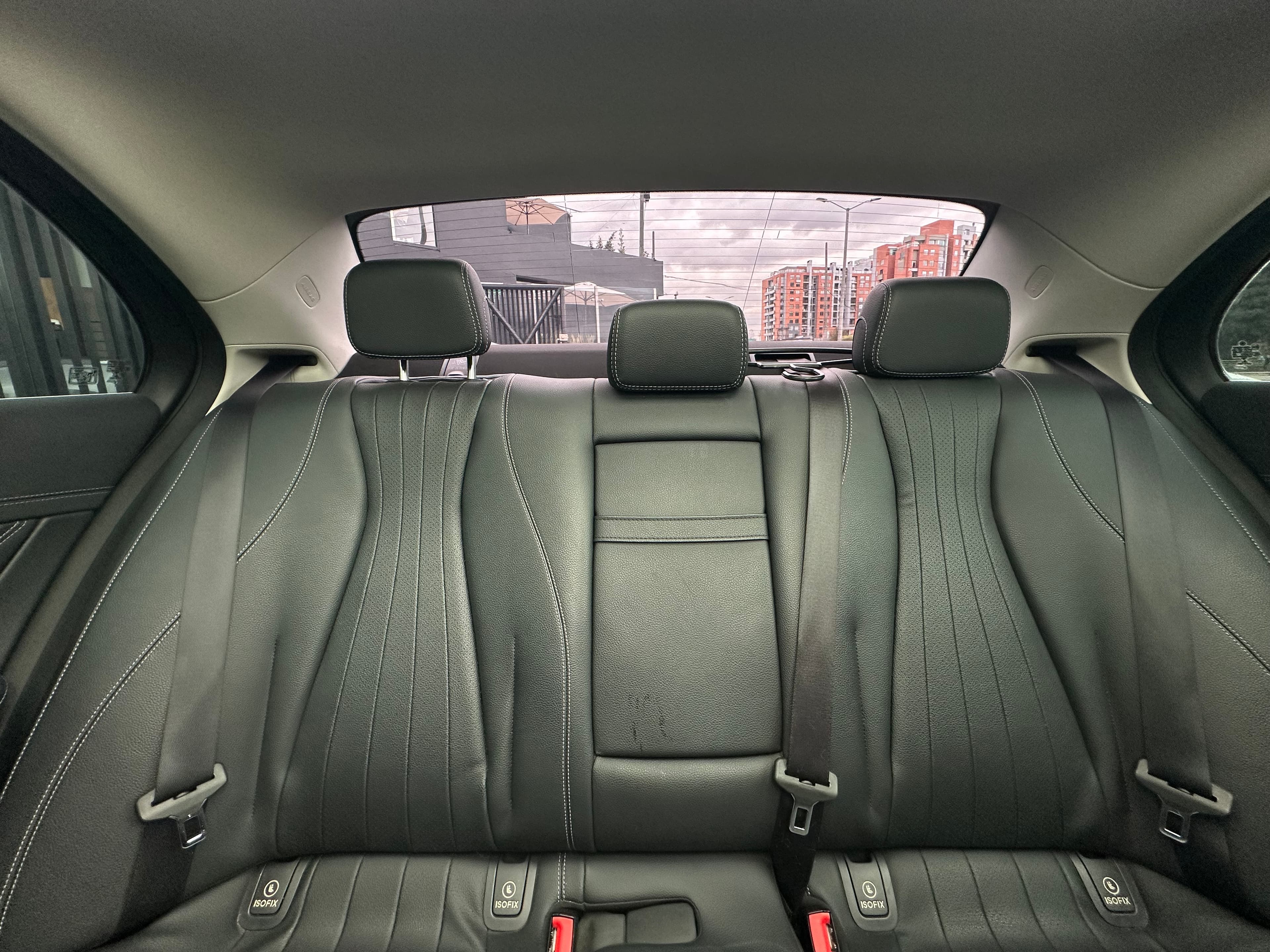 Mercedes Benz E200 Exclusive Modelo 2019 25