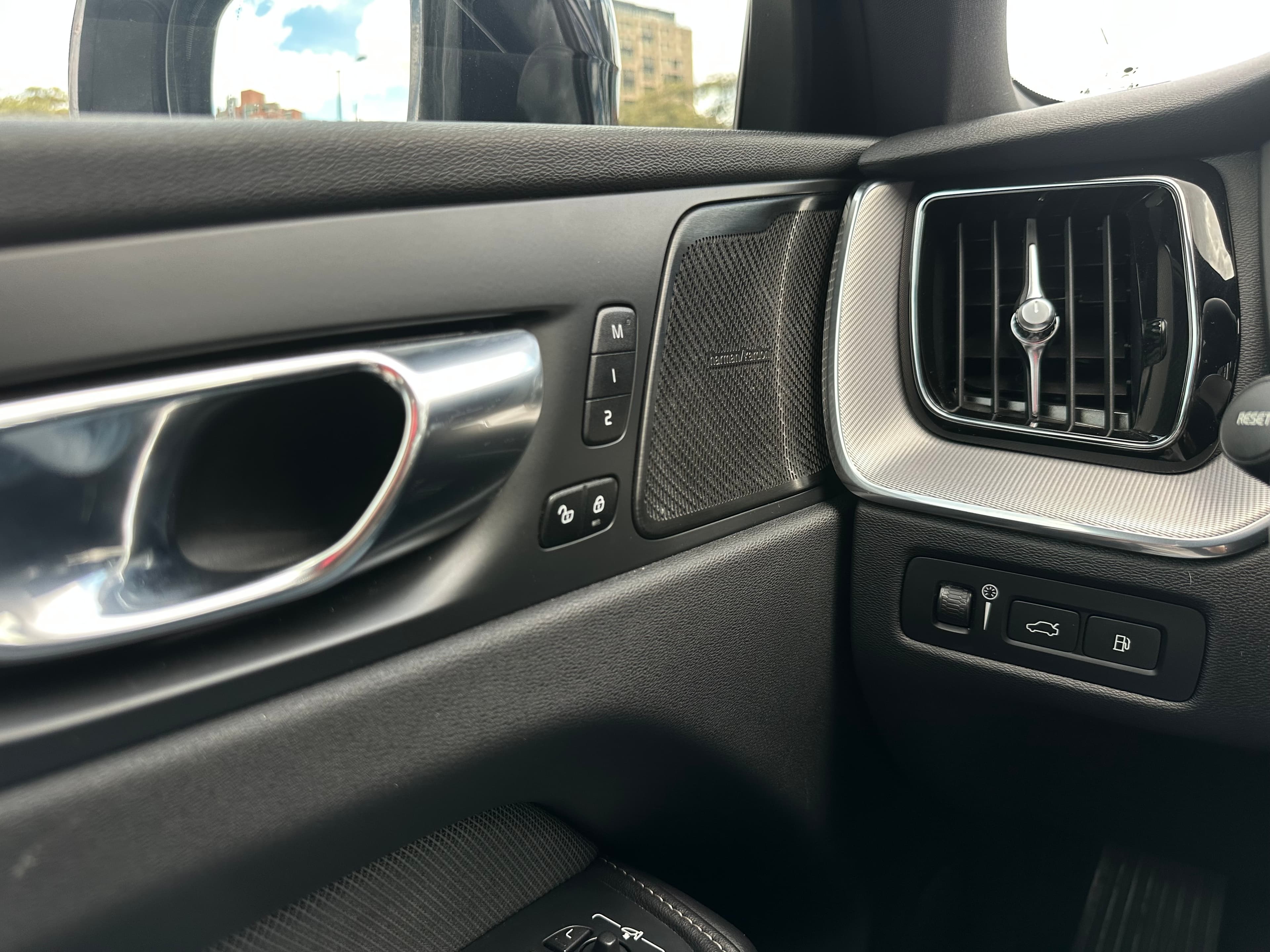 Volvo XC60 R-Design T8 Modelo 2022 20