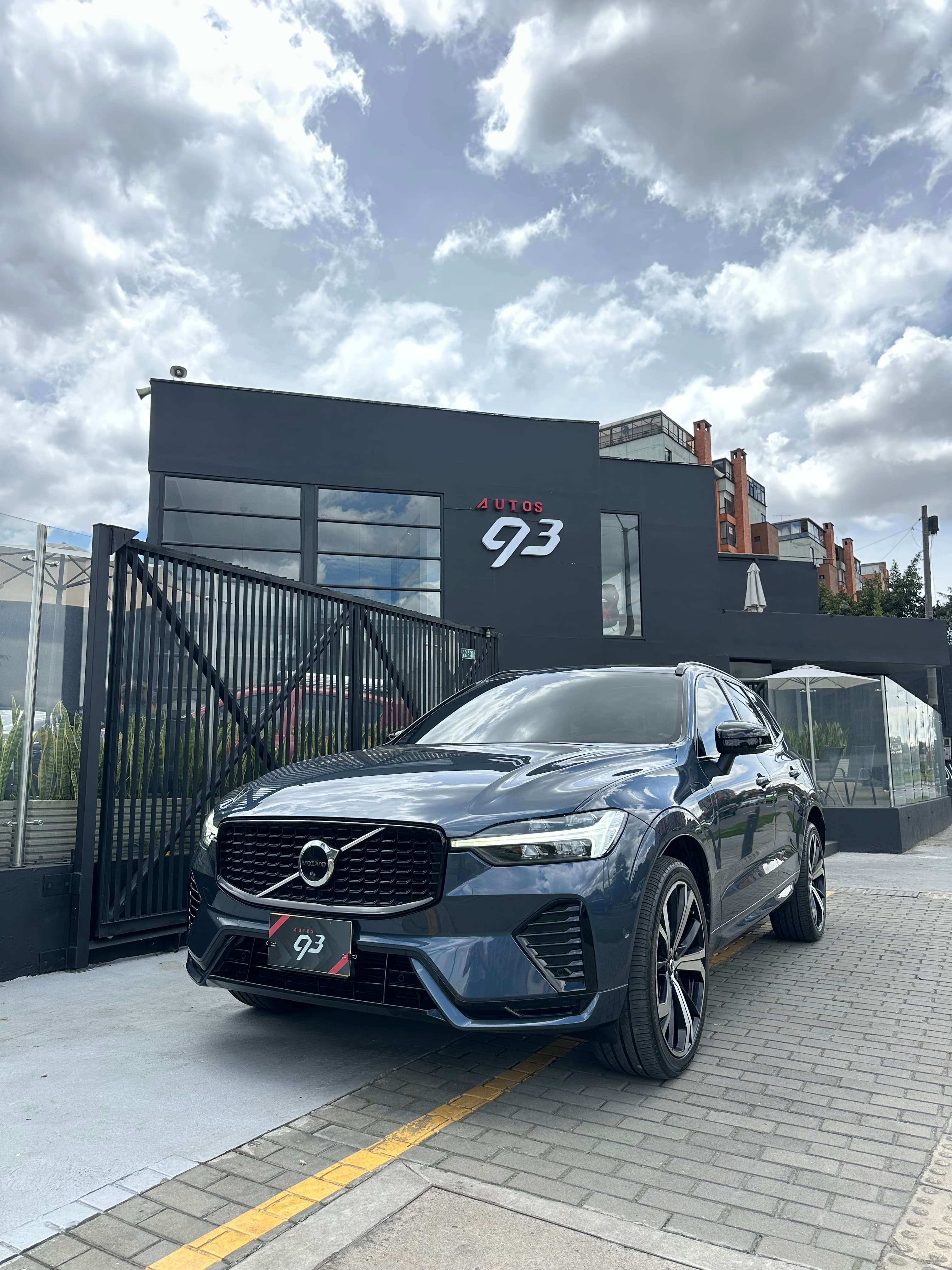 Volvo XC60 R-Design T8 Modelo 2022 27