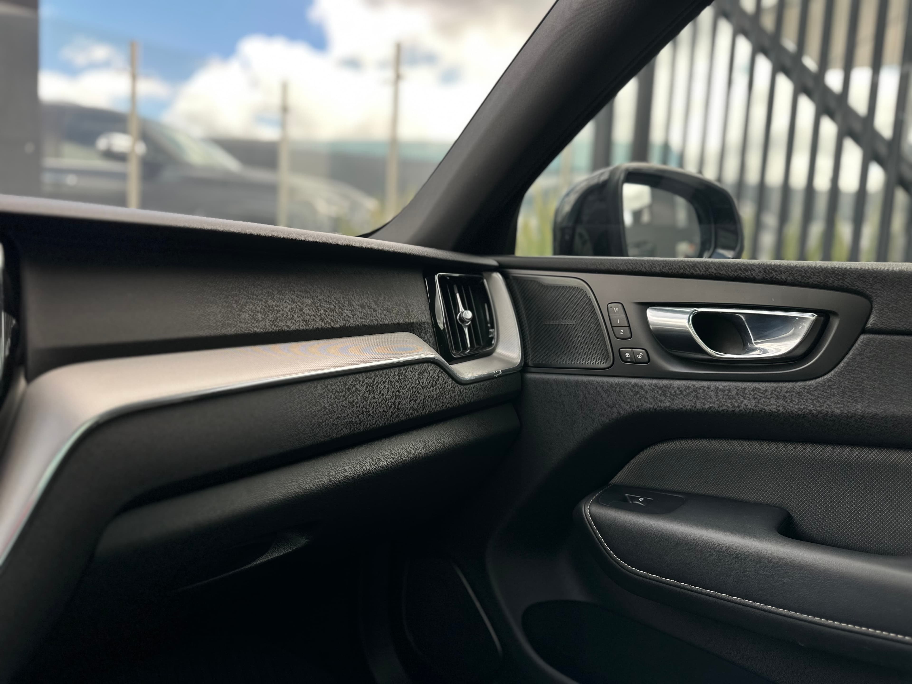 Volvo XC60 R-Design T8 Modelo 2022 21