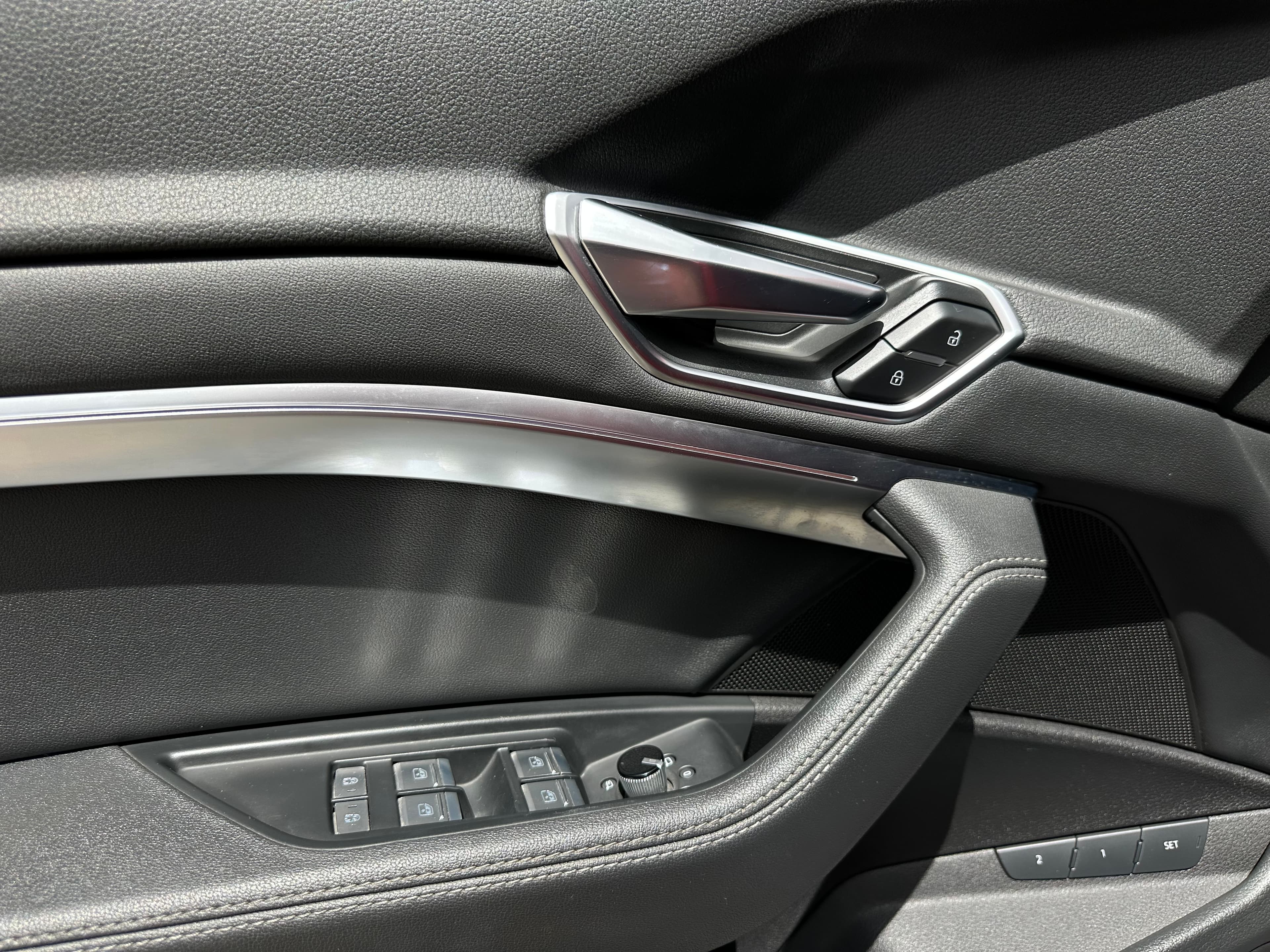 Audi E-Tron 55 Quattro Modelo 2022 10