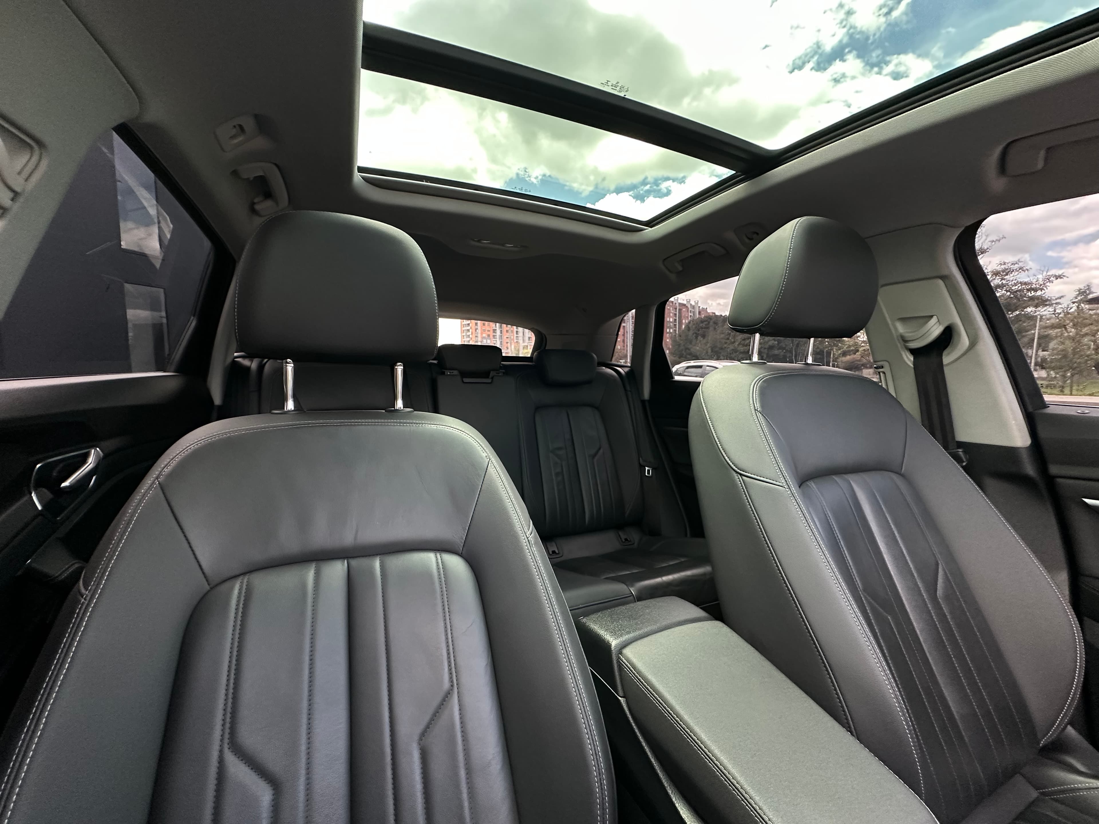 Audi E-Tron 55 Quattro Modelo 2022 24