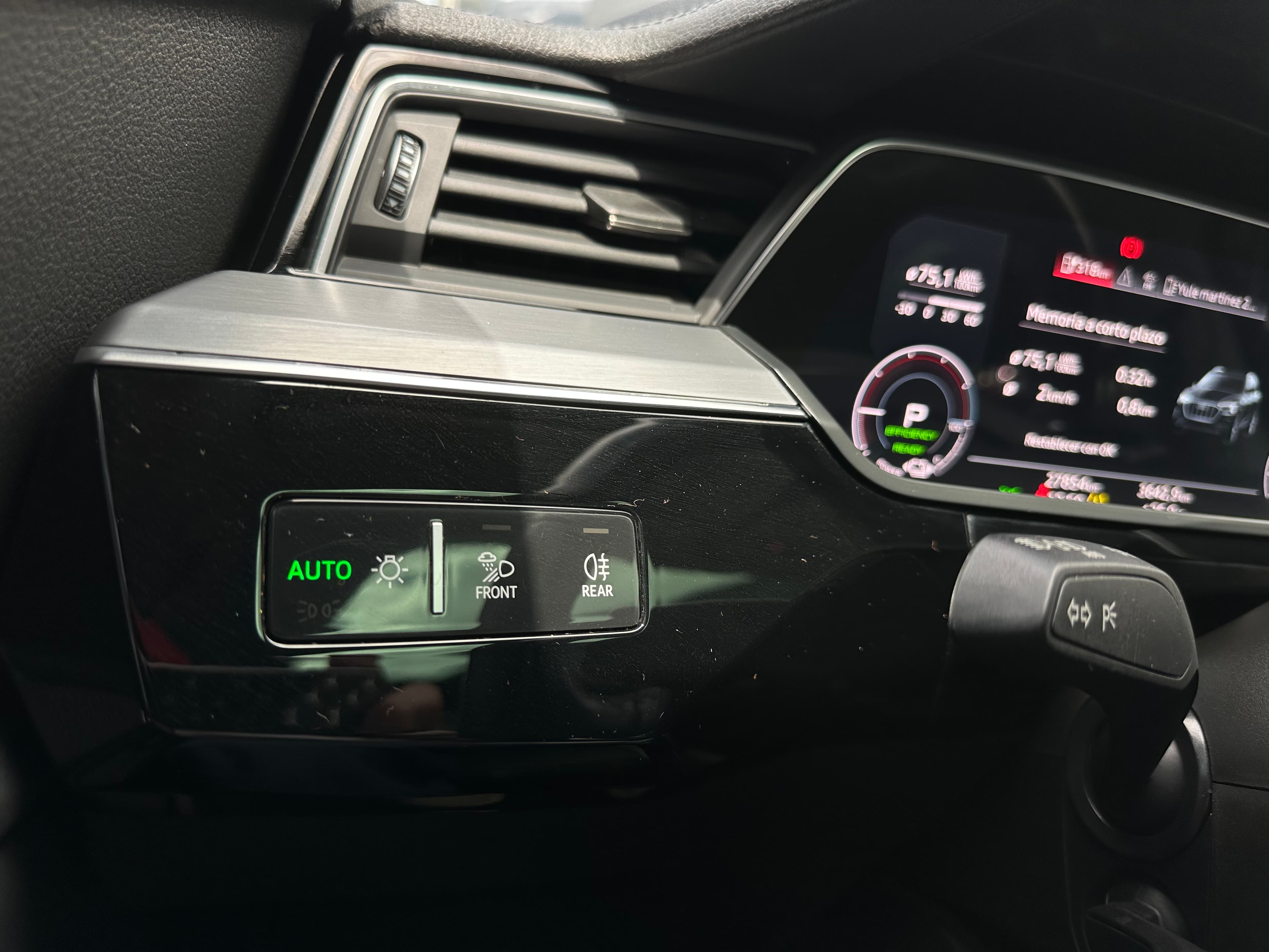 Audi E-Tron 55 Quattro Modelo 2022 19