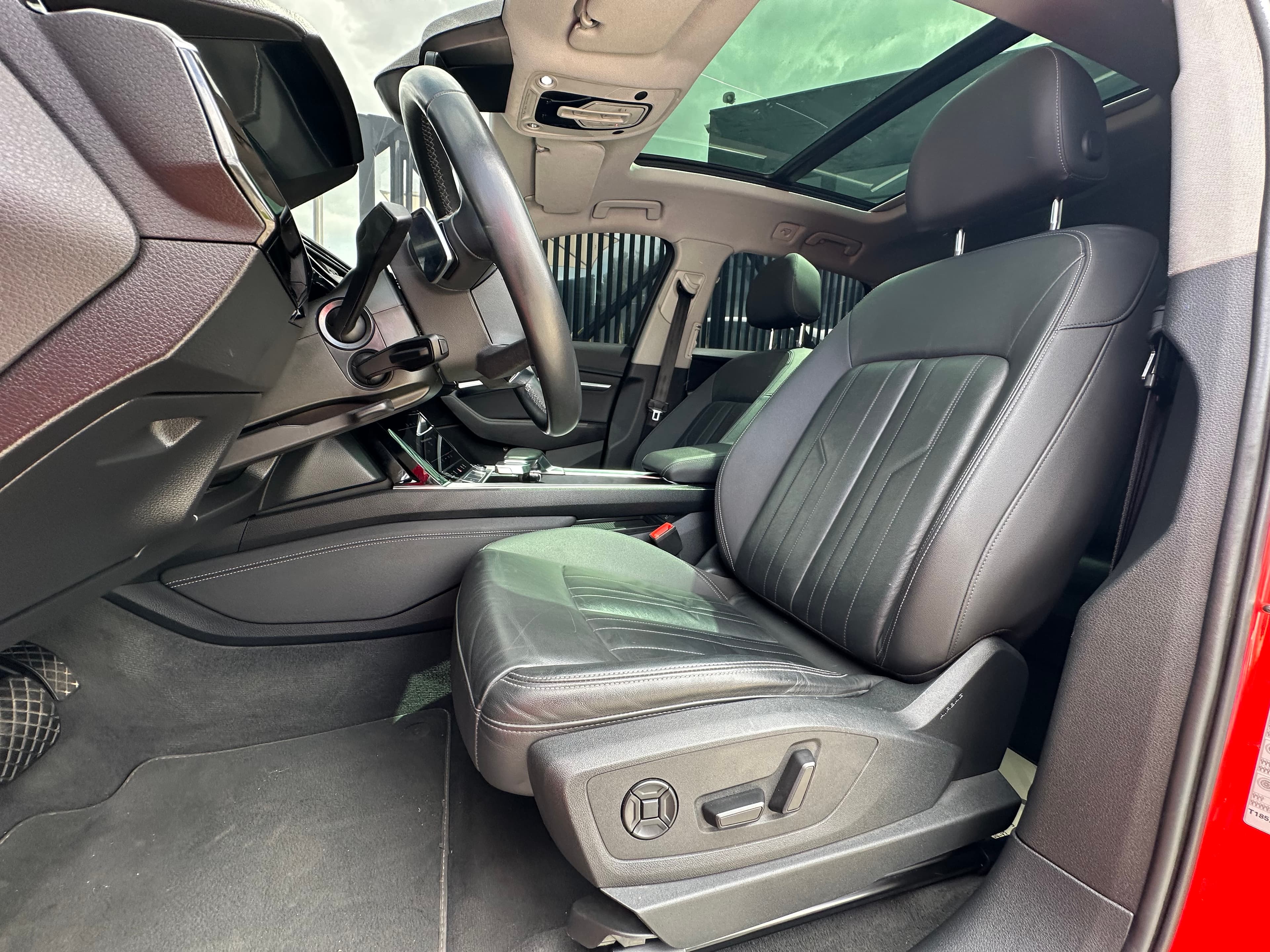 Audi E-Tron 55 Quattro Modelo 2022 8