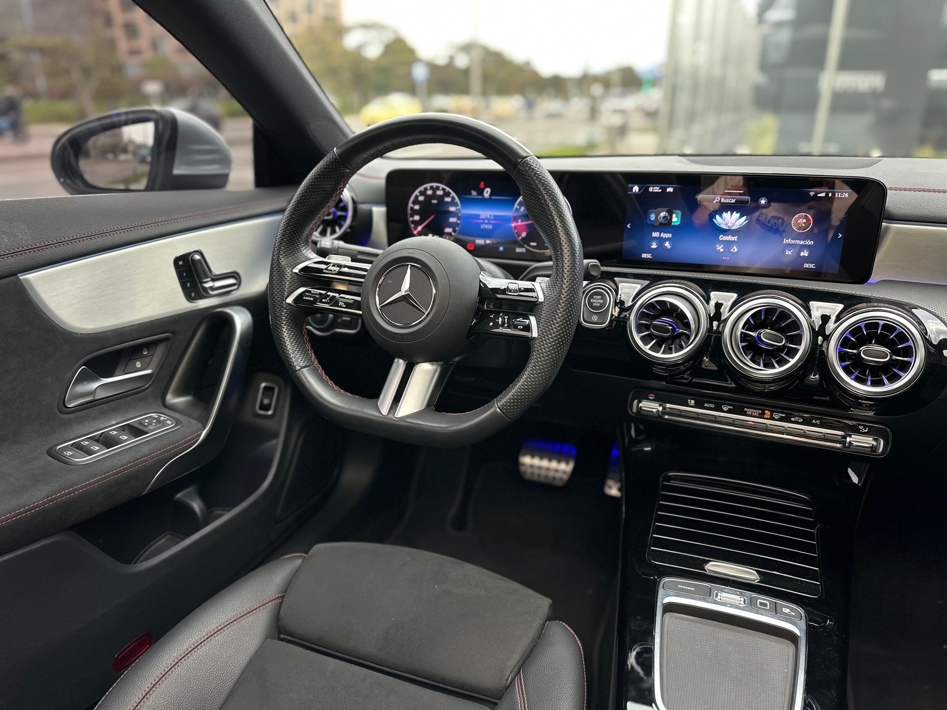 Mercedes Benz CLA250 4MATIC Modelo 2025 12