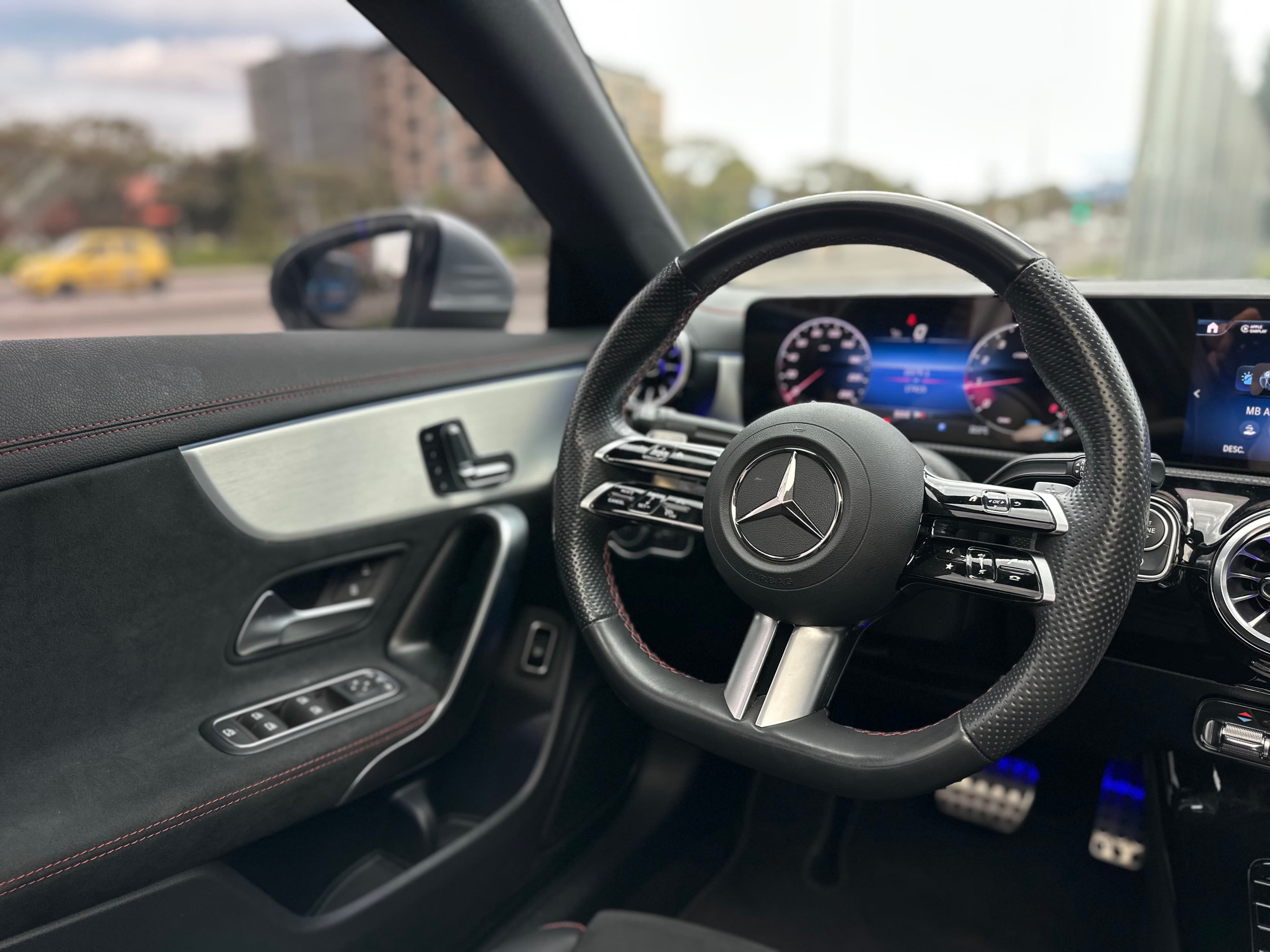 Mercedes Benz CLA250 4MATIC Modelo 2025 13