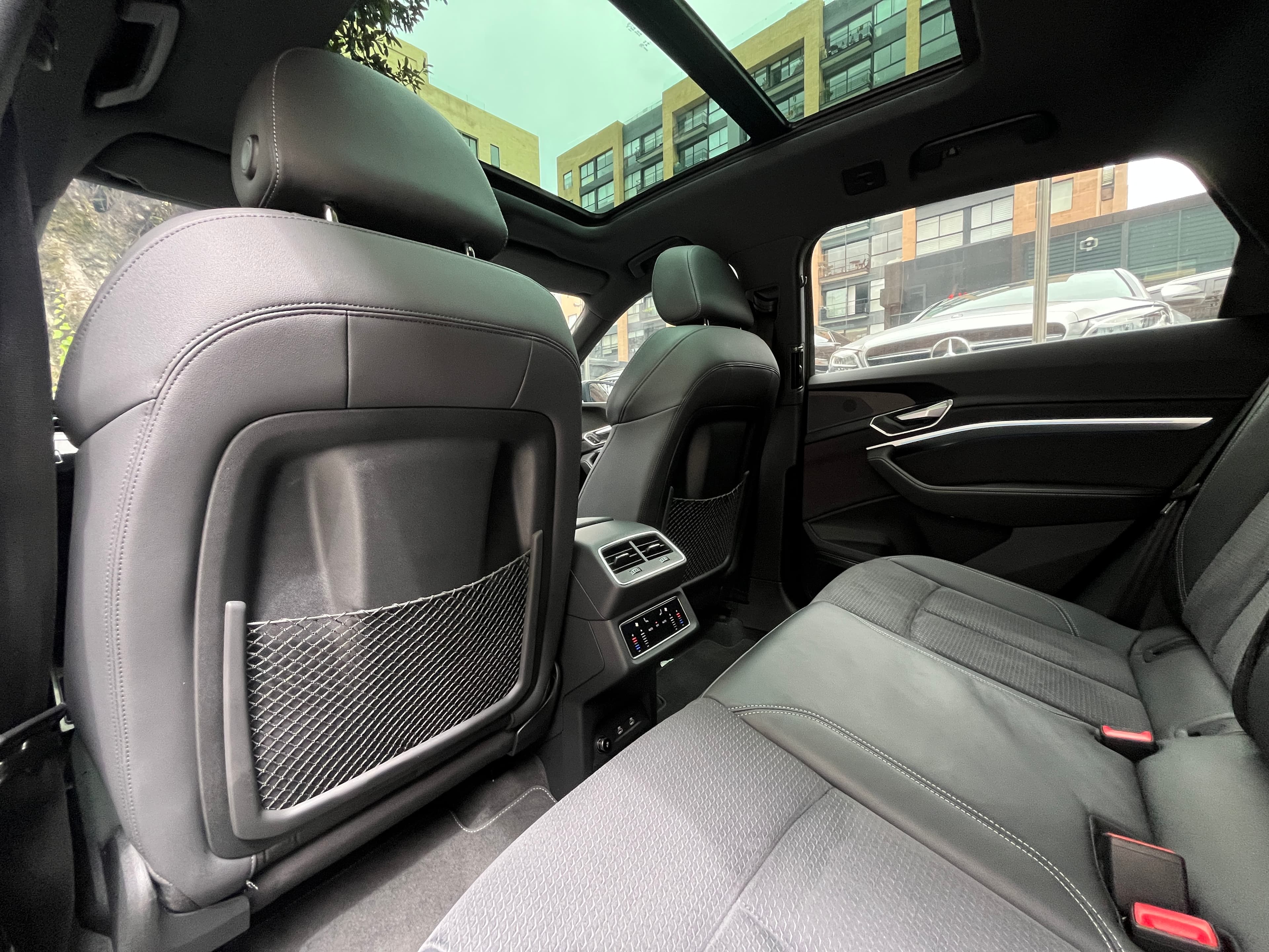 Audi Q8 ETRON Modelo 2024 17