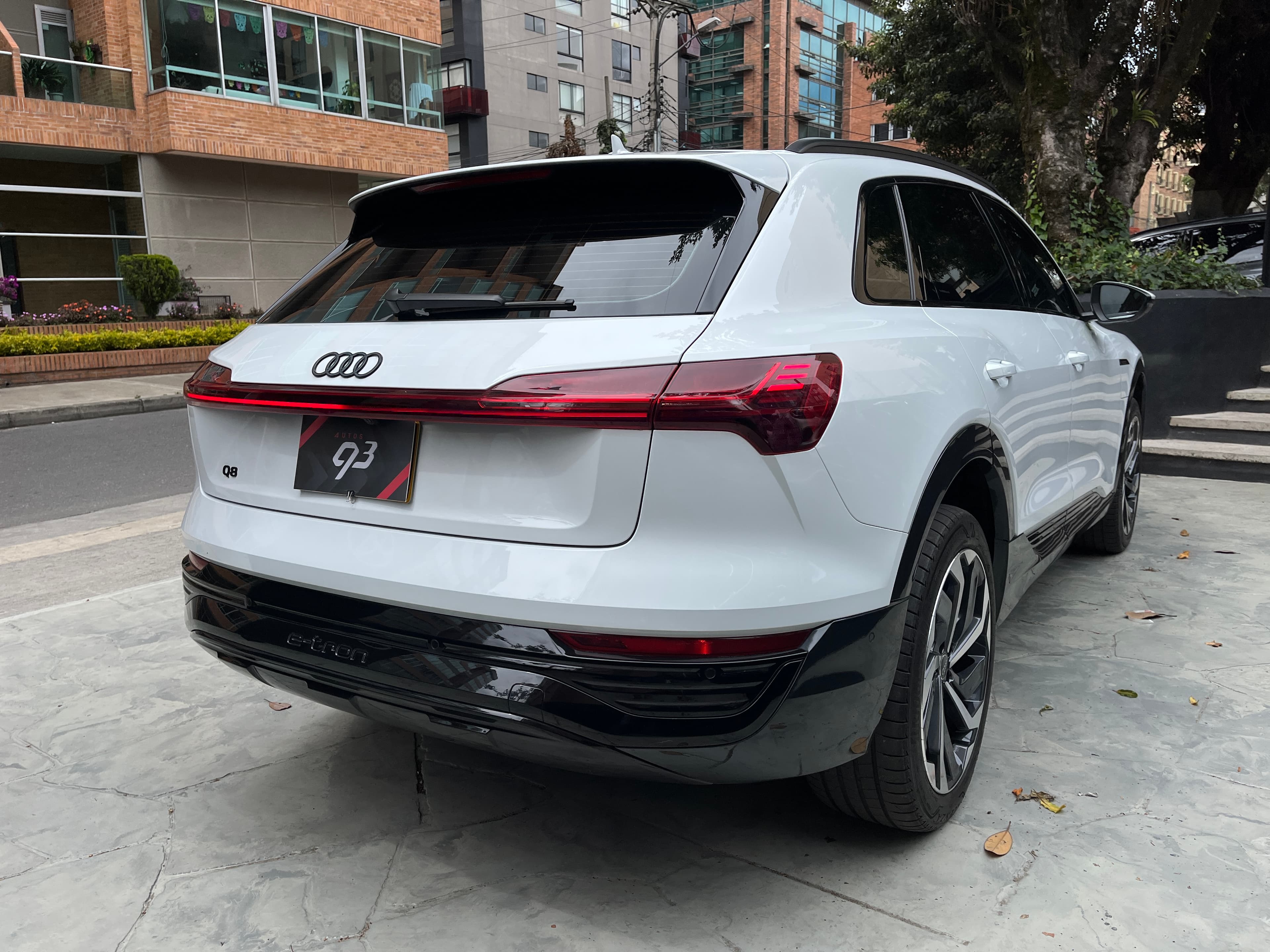 Audi Q8 ETRON Modelo 2024 4