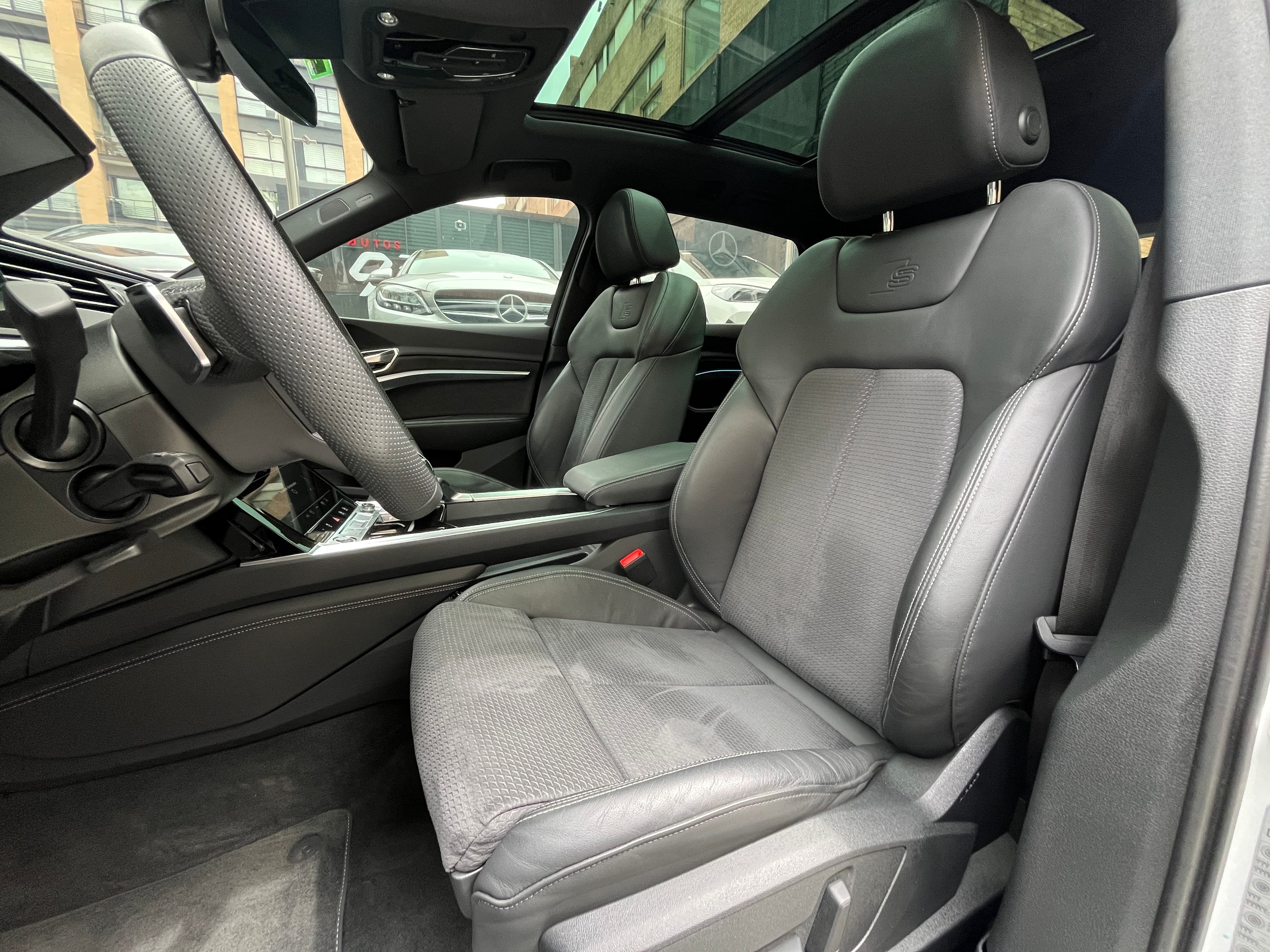 Audi Q8 ETRON Modelo 2024 9