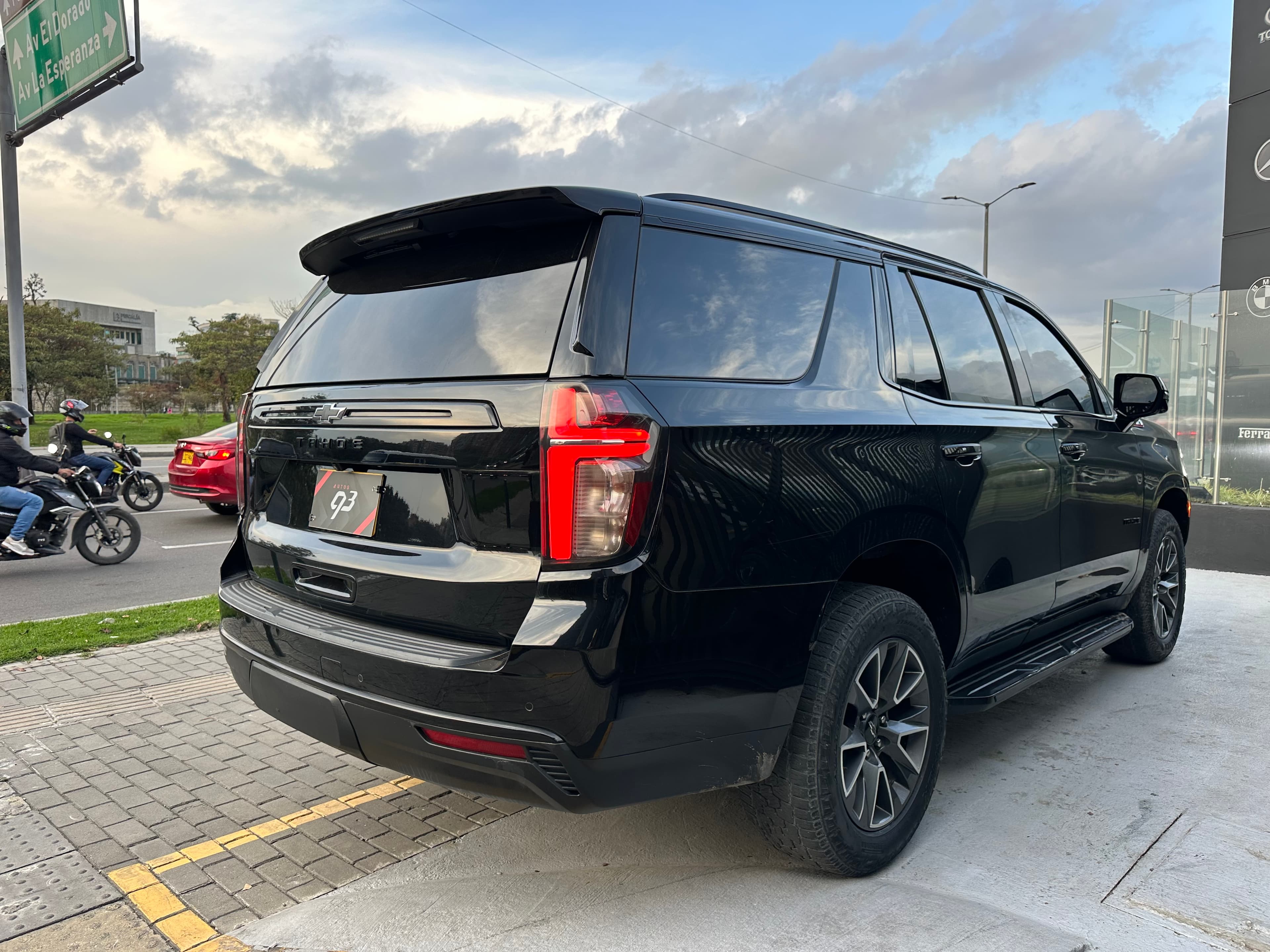 Chevrolet Tahoe Z71 Modelo 2023 4