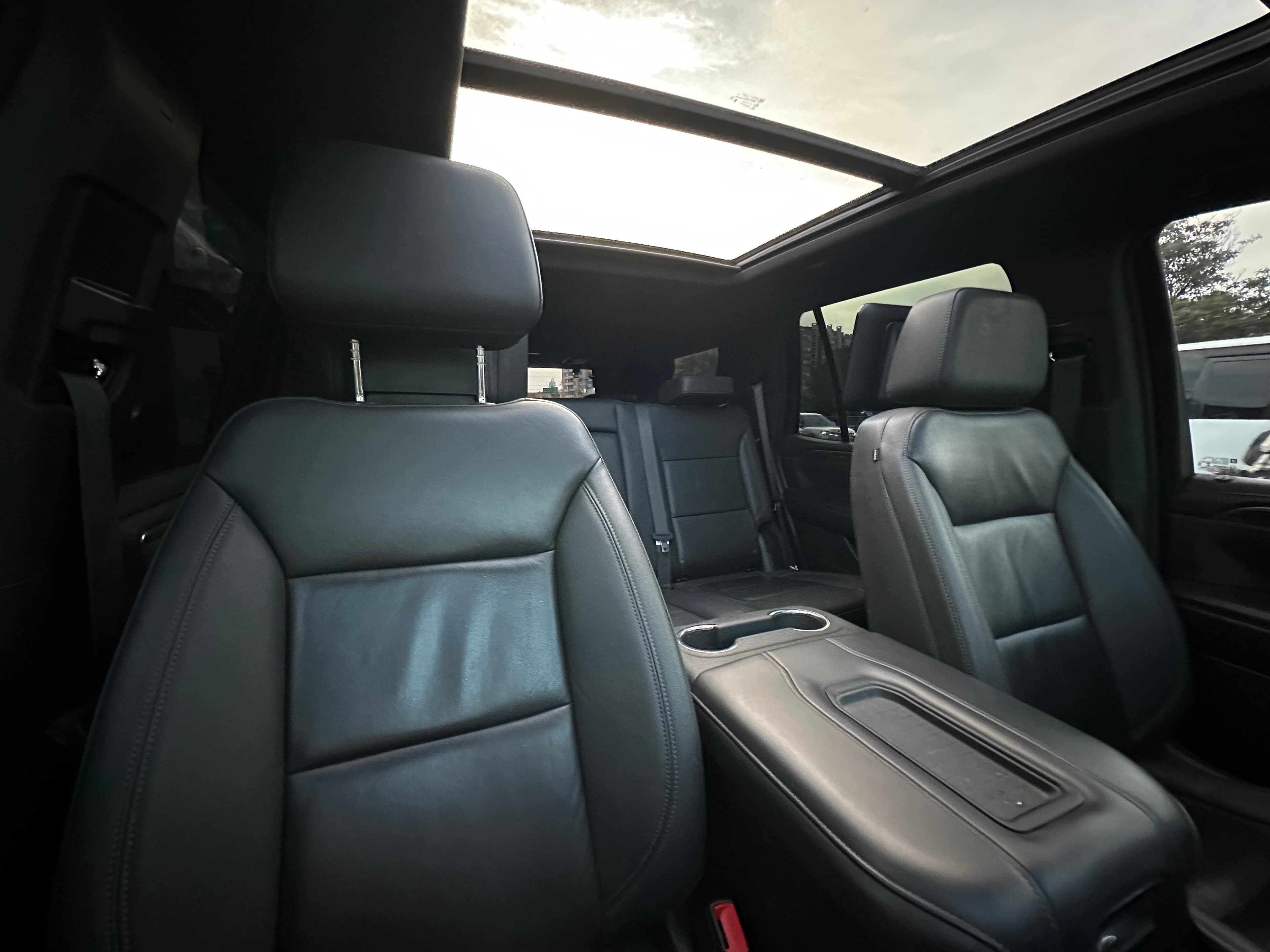 Chevrolet Tahoe Z71 Modelo 2023 24