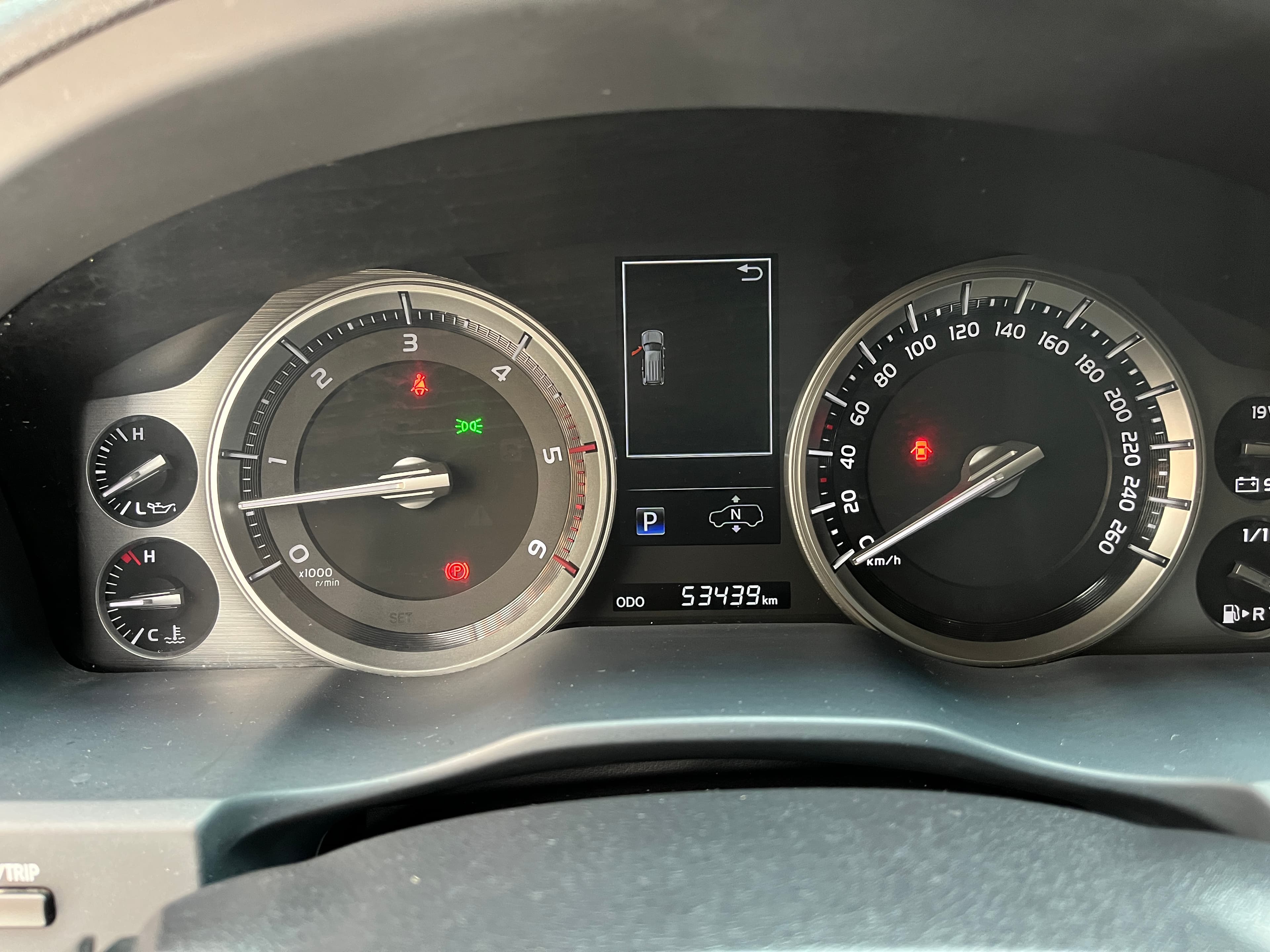 Toyota Land Cruiser 200 Modelo 2021 13