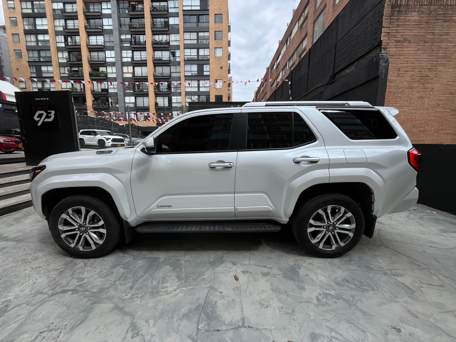 Toyota 4 Runner LIMITED Modelo 2026 7